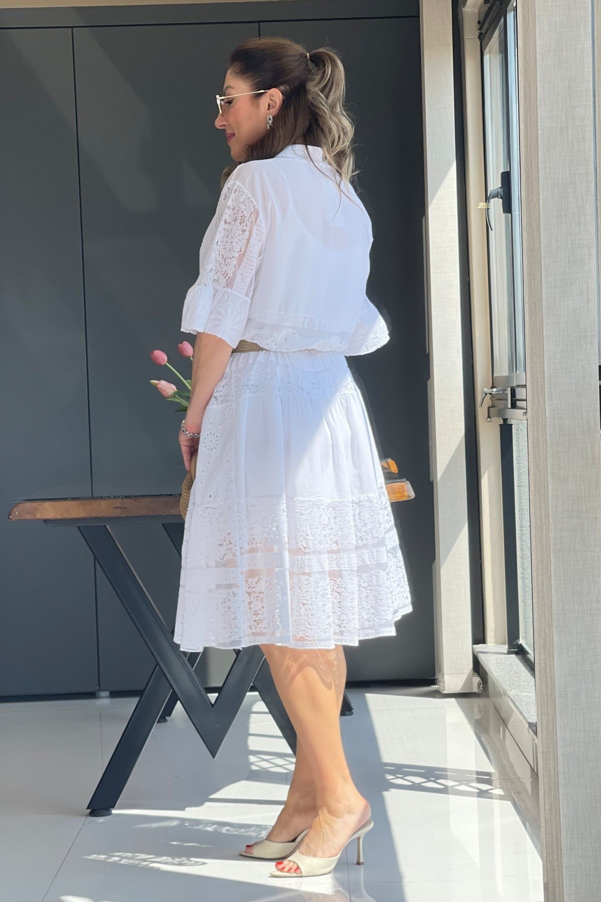 İthal Dantelli Beyaz Elbise