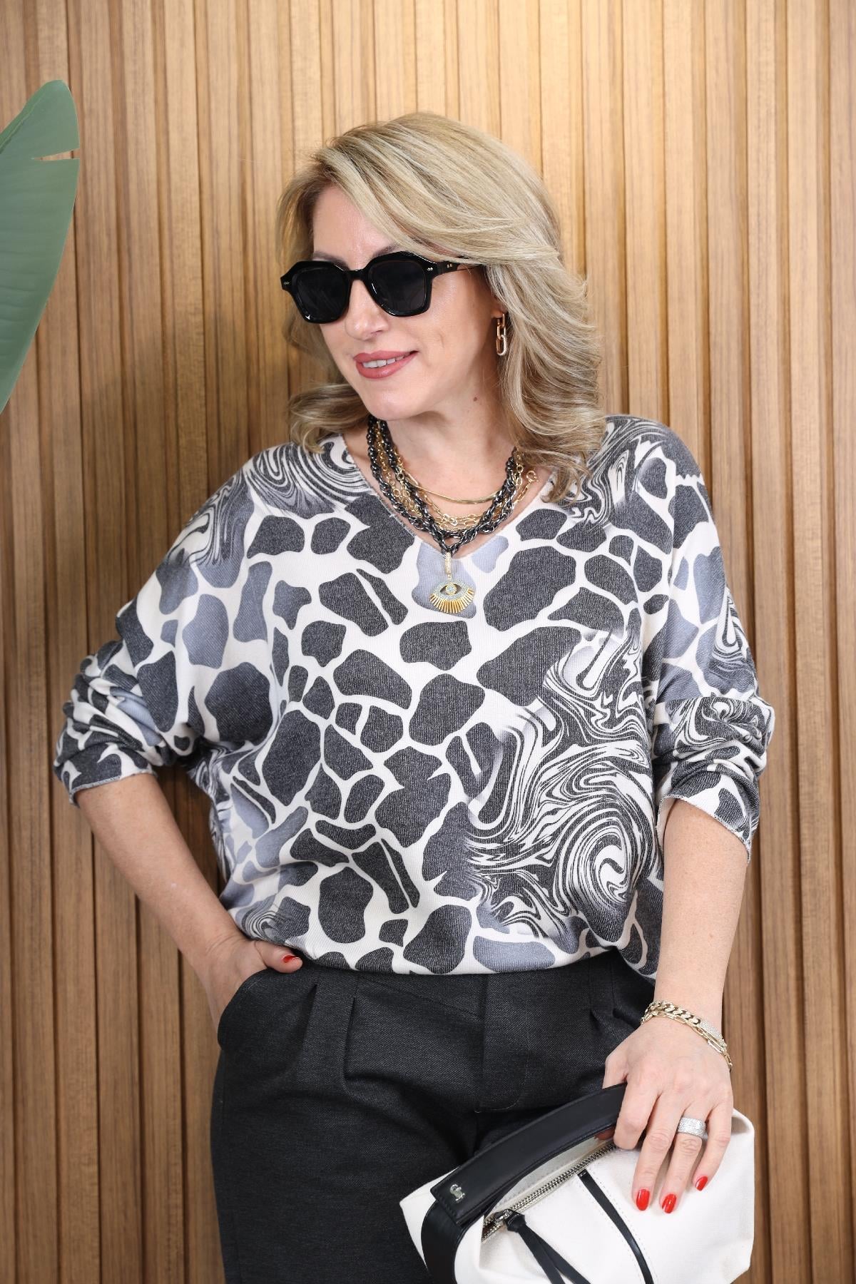 İthal Girdap Desen Angora Antrasit Bluz