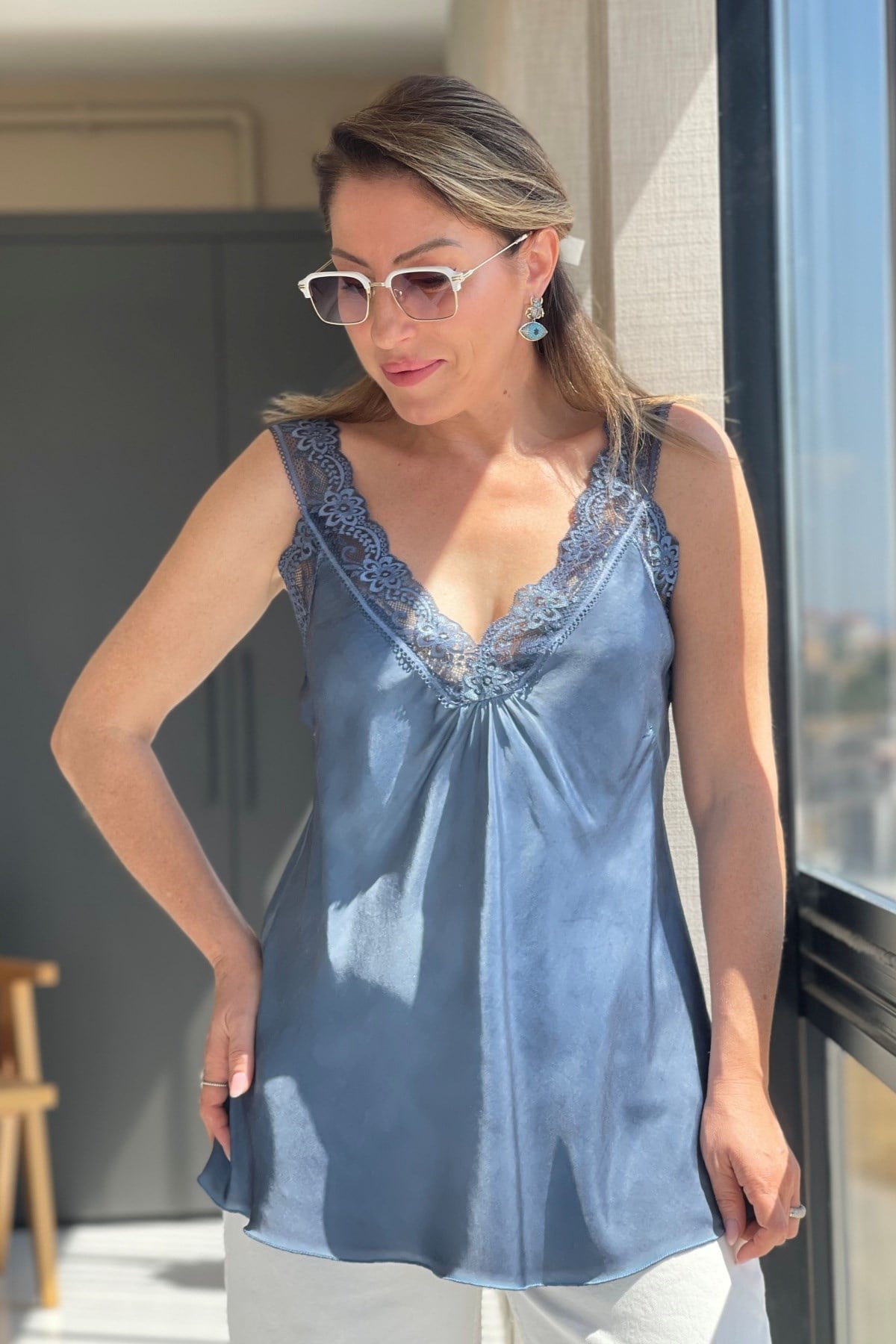 İthal İpek Dantel Askı Lacivert Bluz