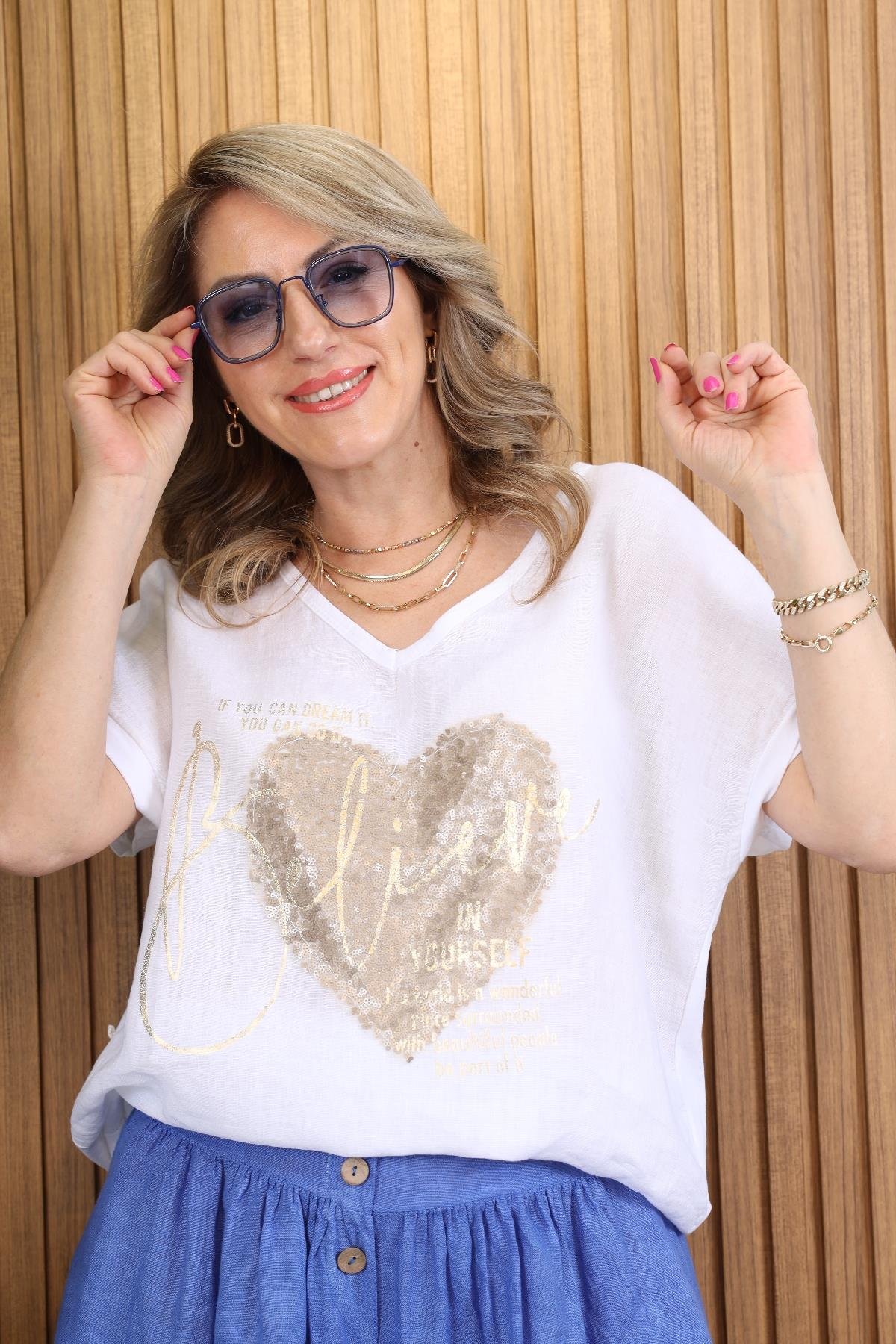 İthal Keten Pul Kalp Desen Kısa Kol Beyaz Bluz