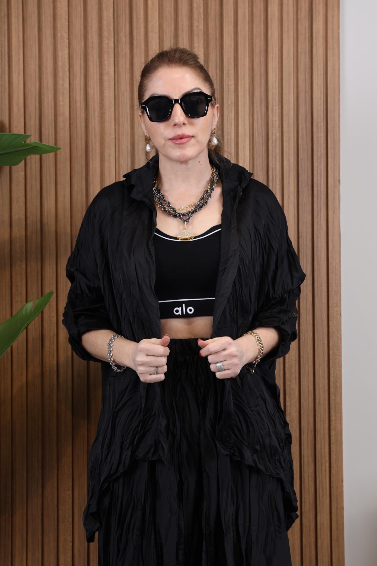 İthal Kırışık Model Siyah Takım