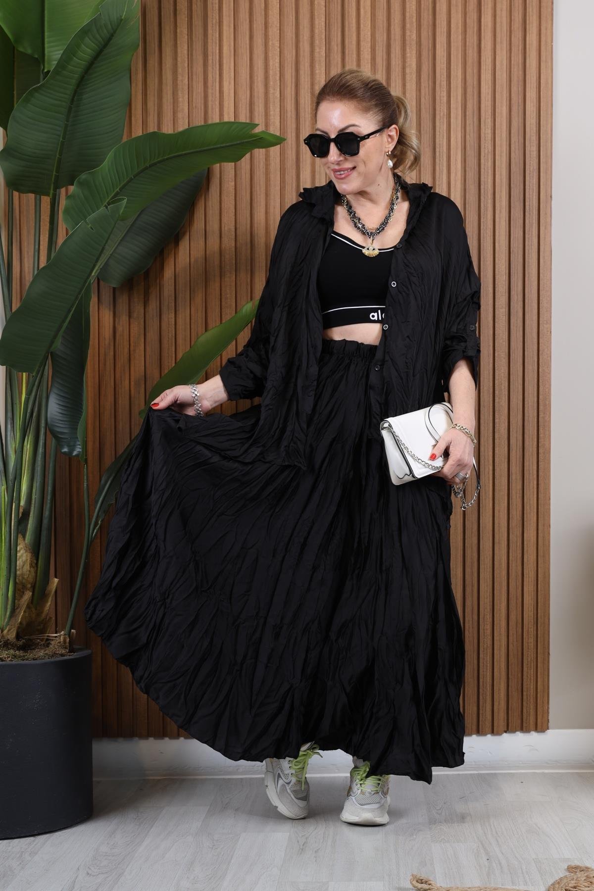 İthal Kırışık Model Siyah Takım