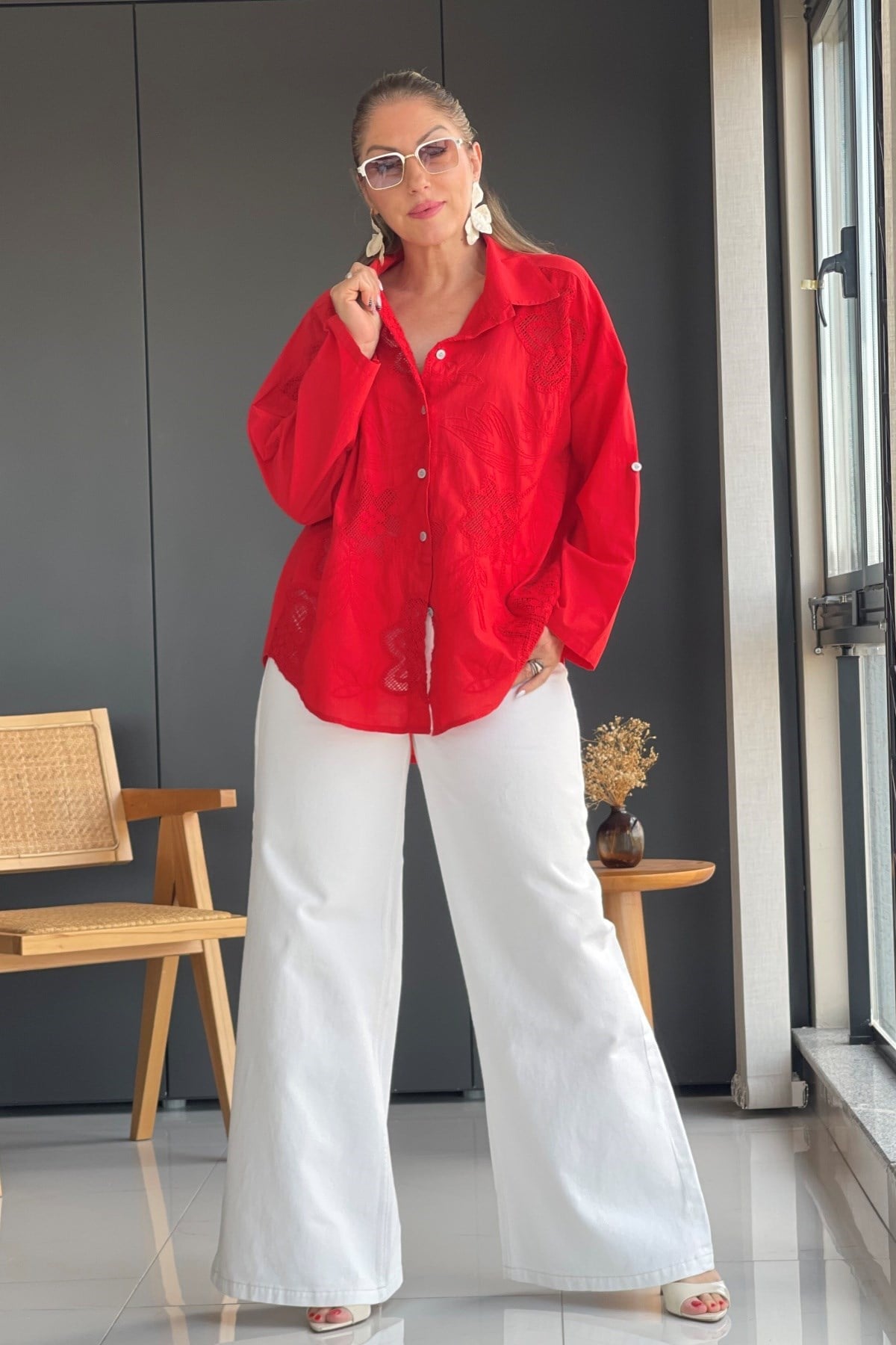 İthal Manolya Desen Kırmızı Gömlek