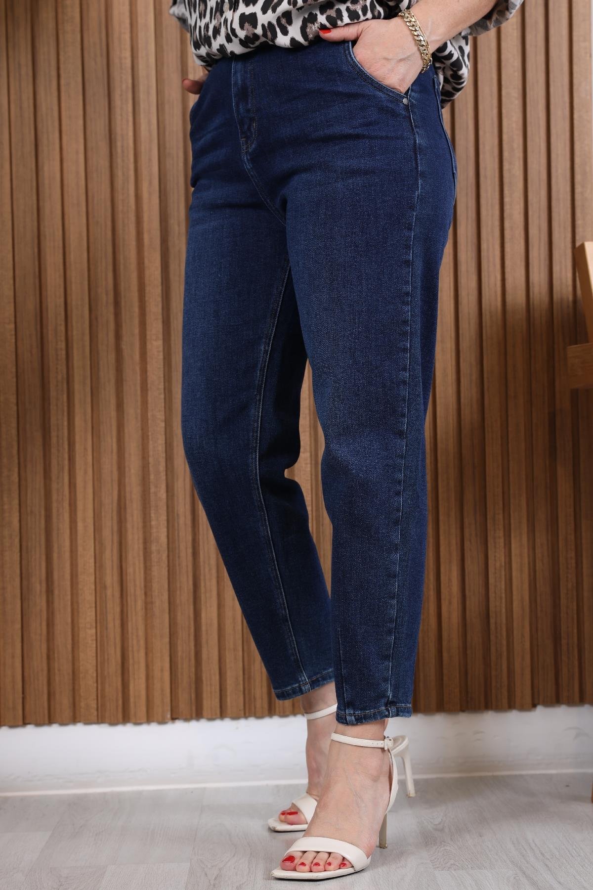 İthal Paça Detay Jean
