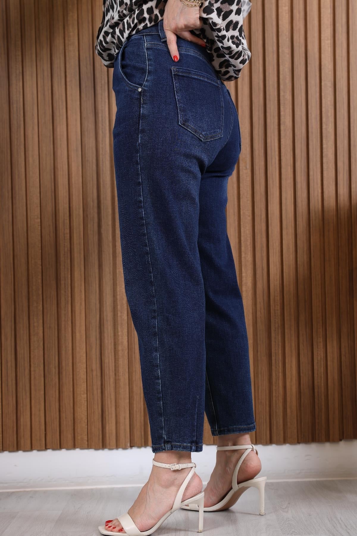 İthal Paça Detay Jean