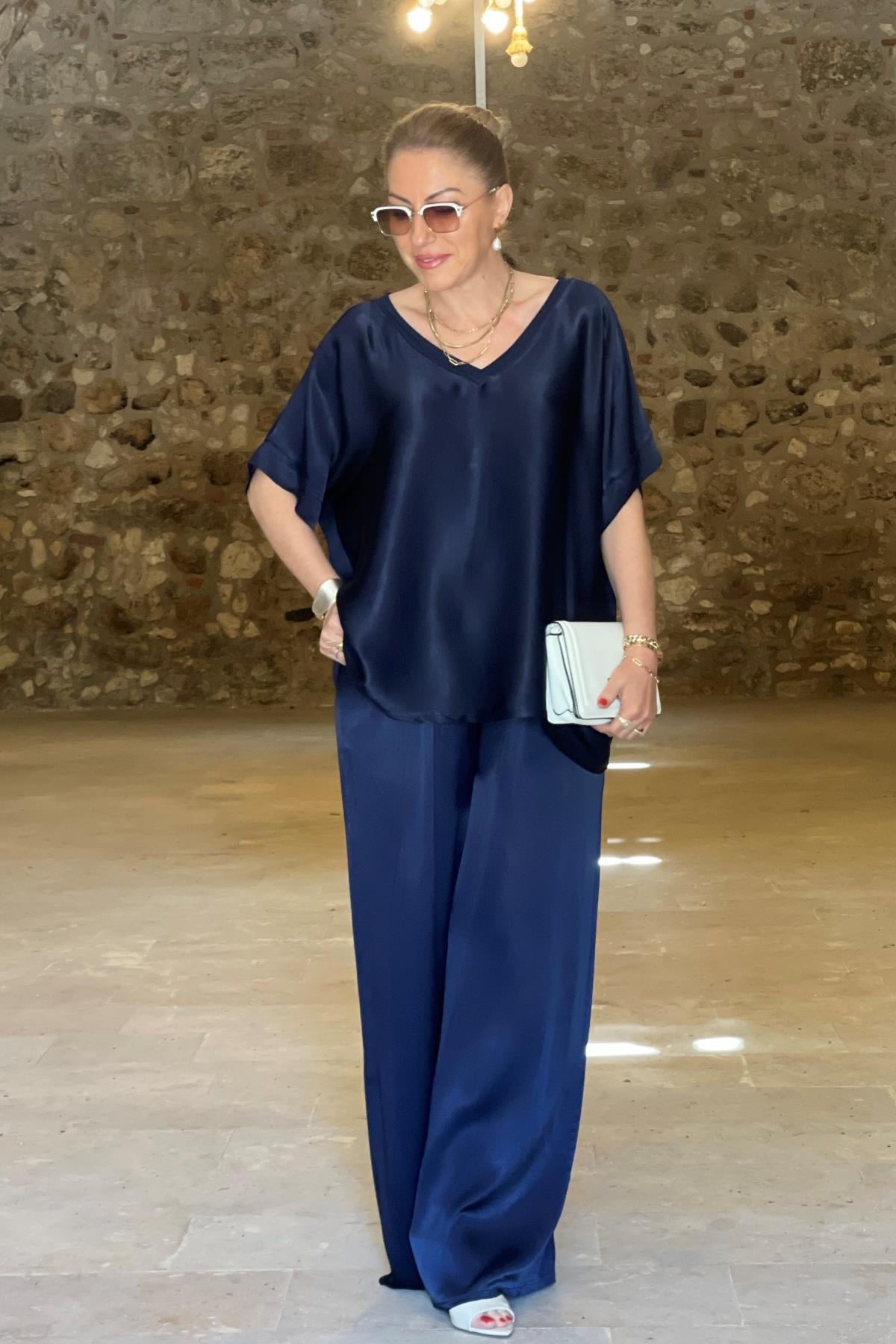 İthal Saten Lacivert Takım