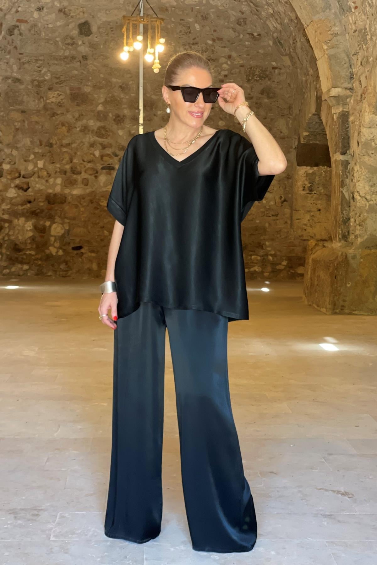 İthal Saten Siyah Takım