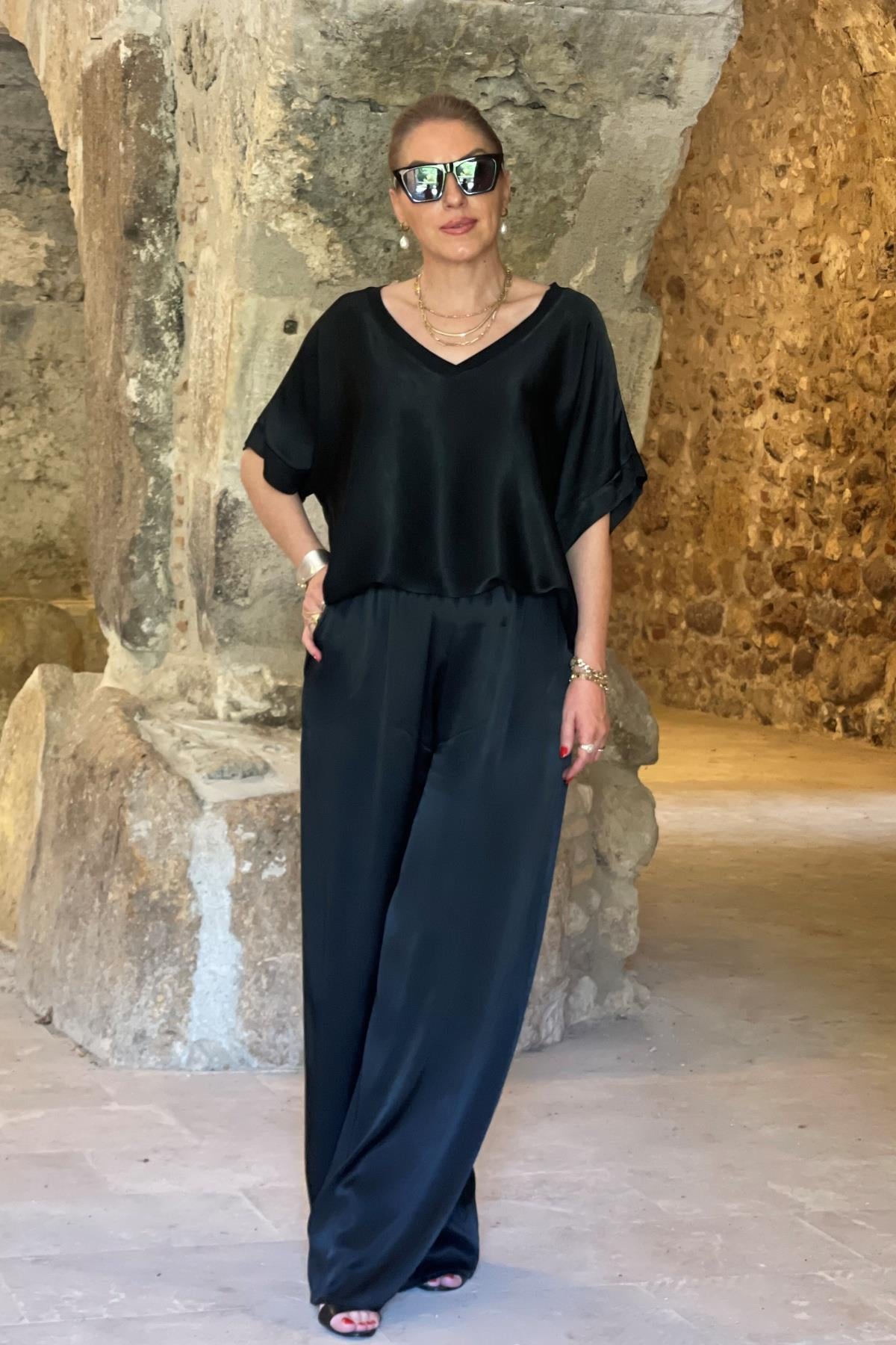 İthal Saten Siyah Takım