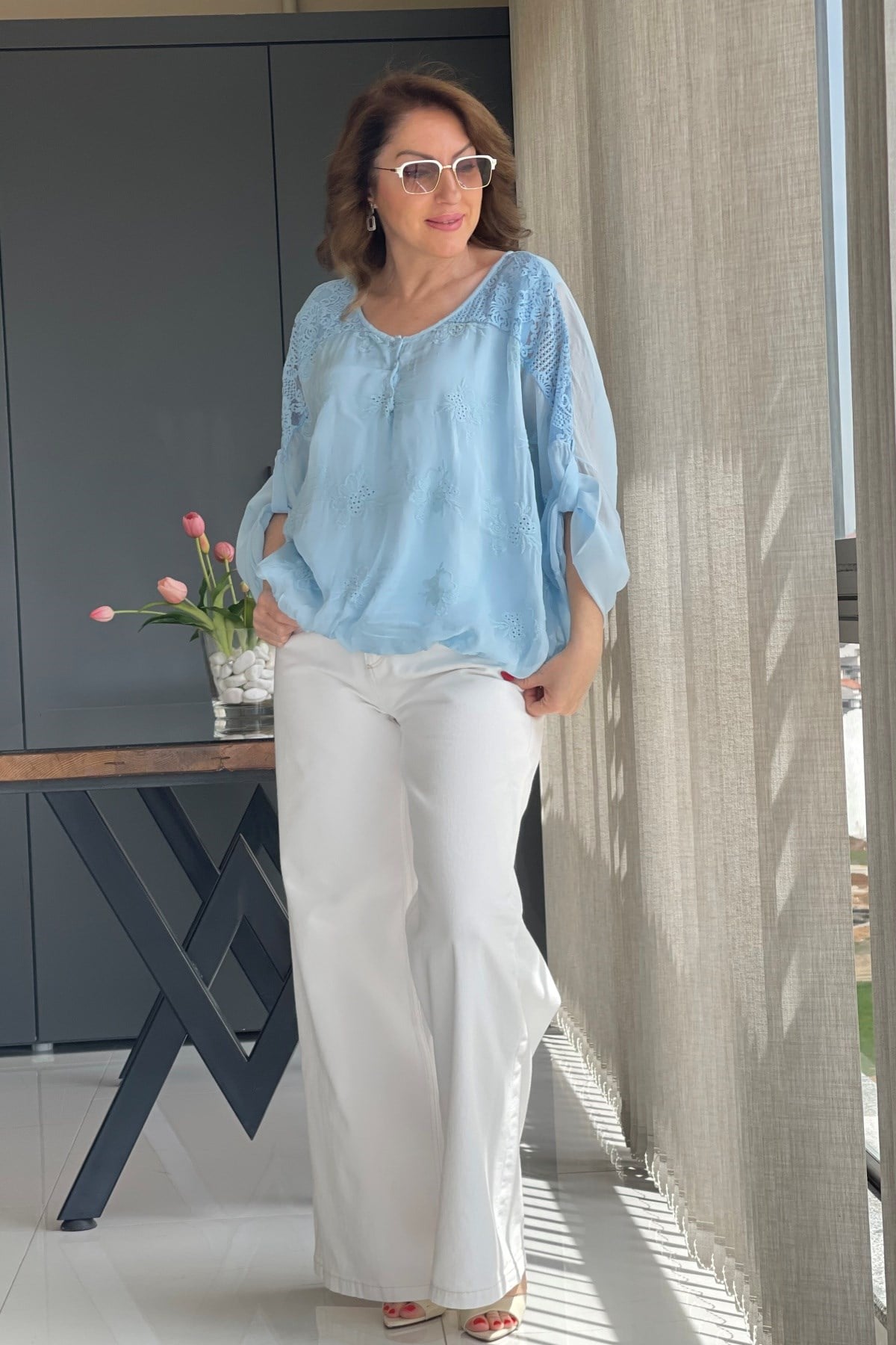 Kabartmalı Yaprak Desen İthal İpek Bebe Mavi Bluz