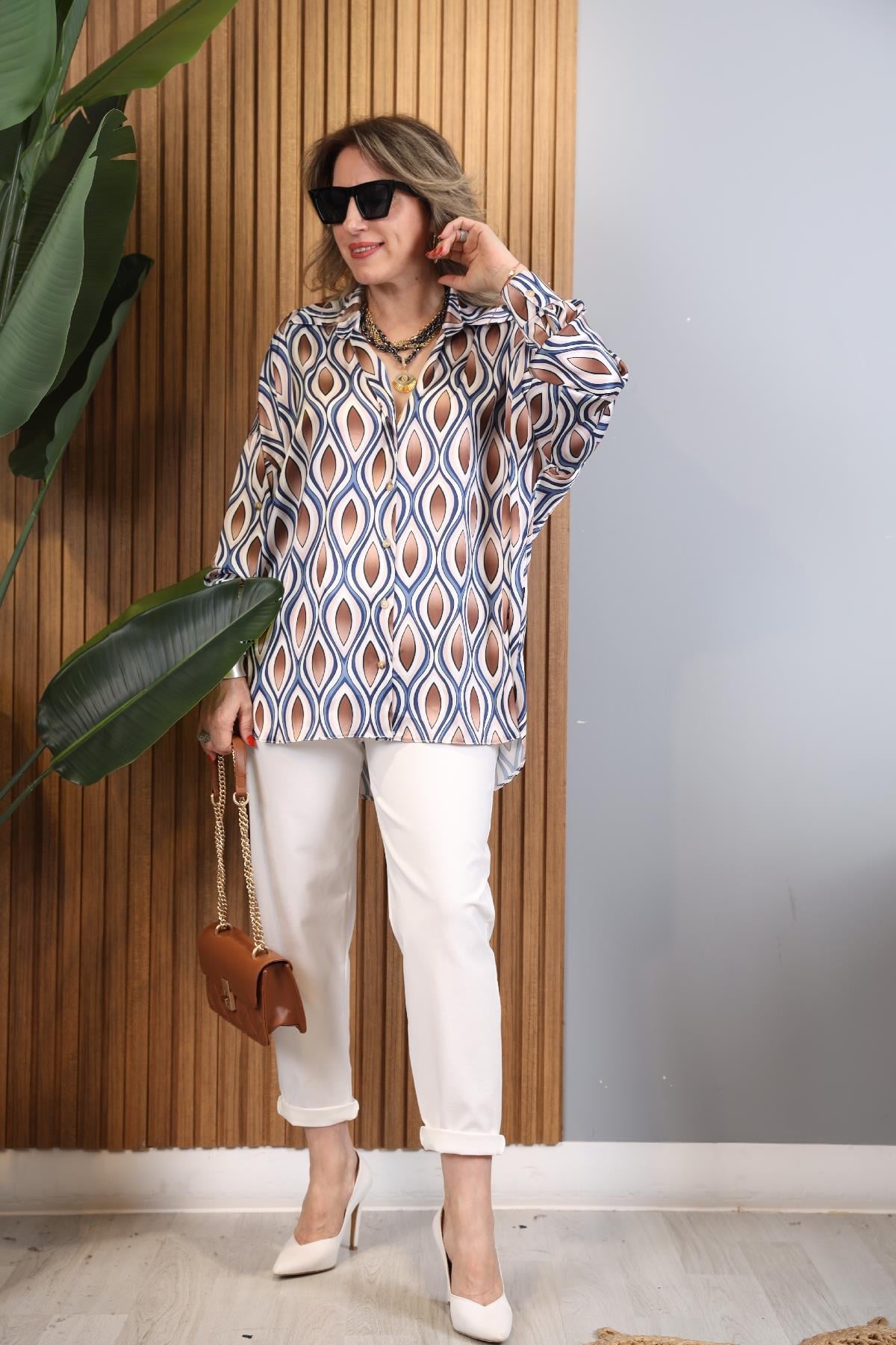 Kahve Damla Model Düğmeli Oversize Lacivert Gömlek