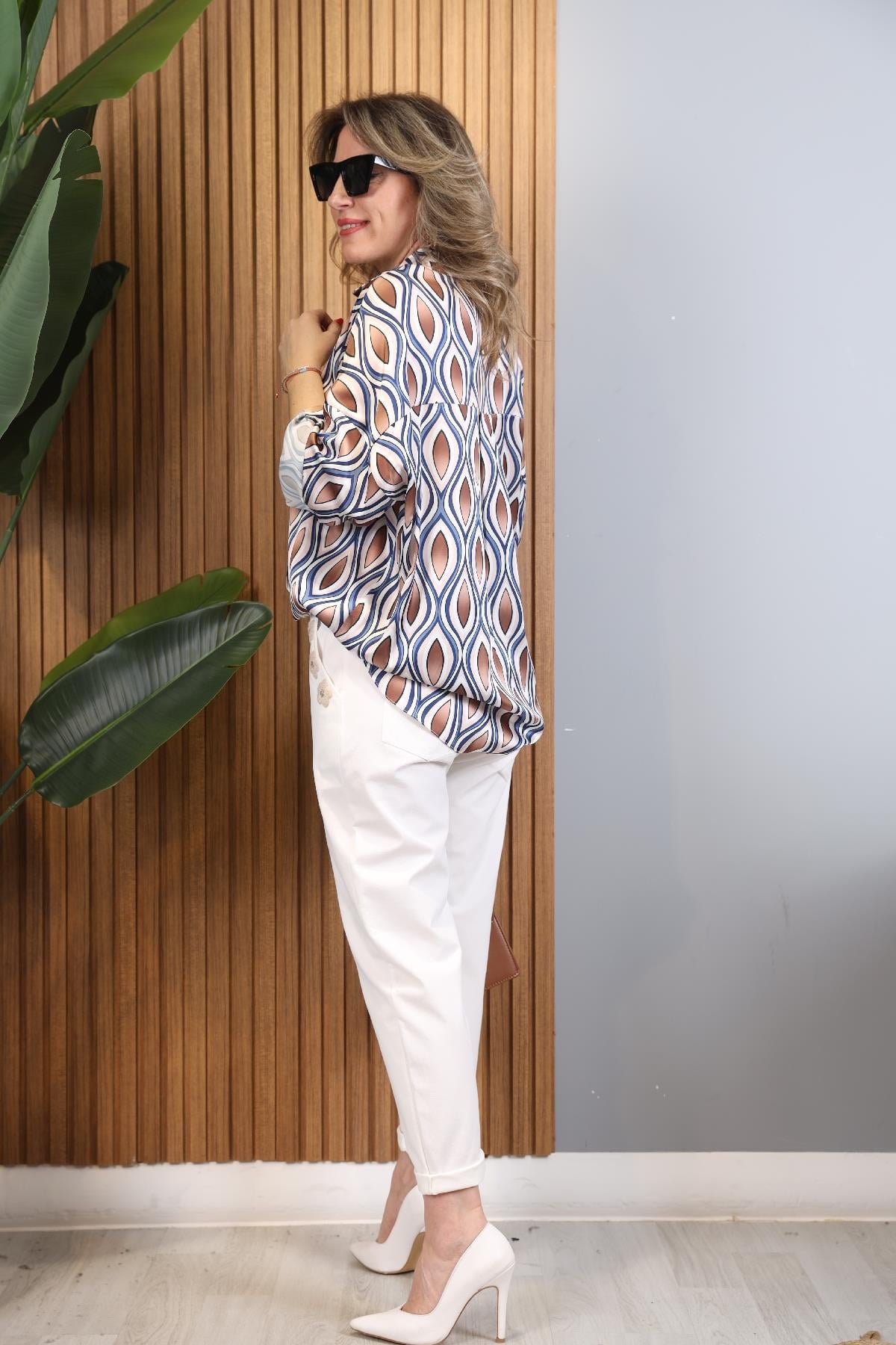 Kahve Damla Model Düğmeli Oversize Lacivert Gömlek