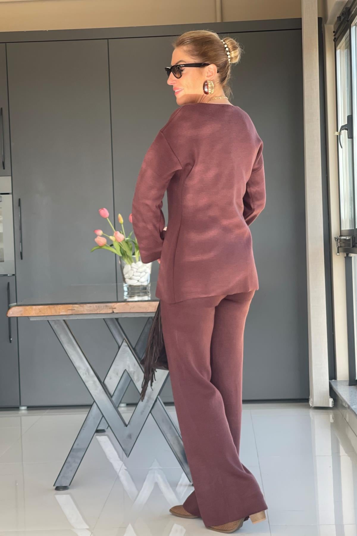 Kiraz Renk Gold Düğme Triko Takım