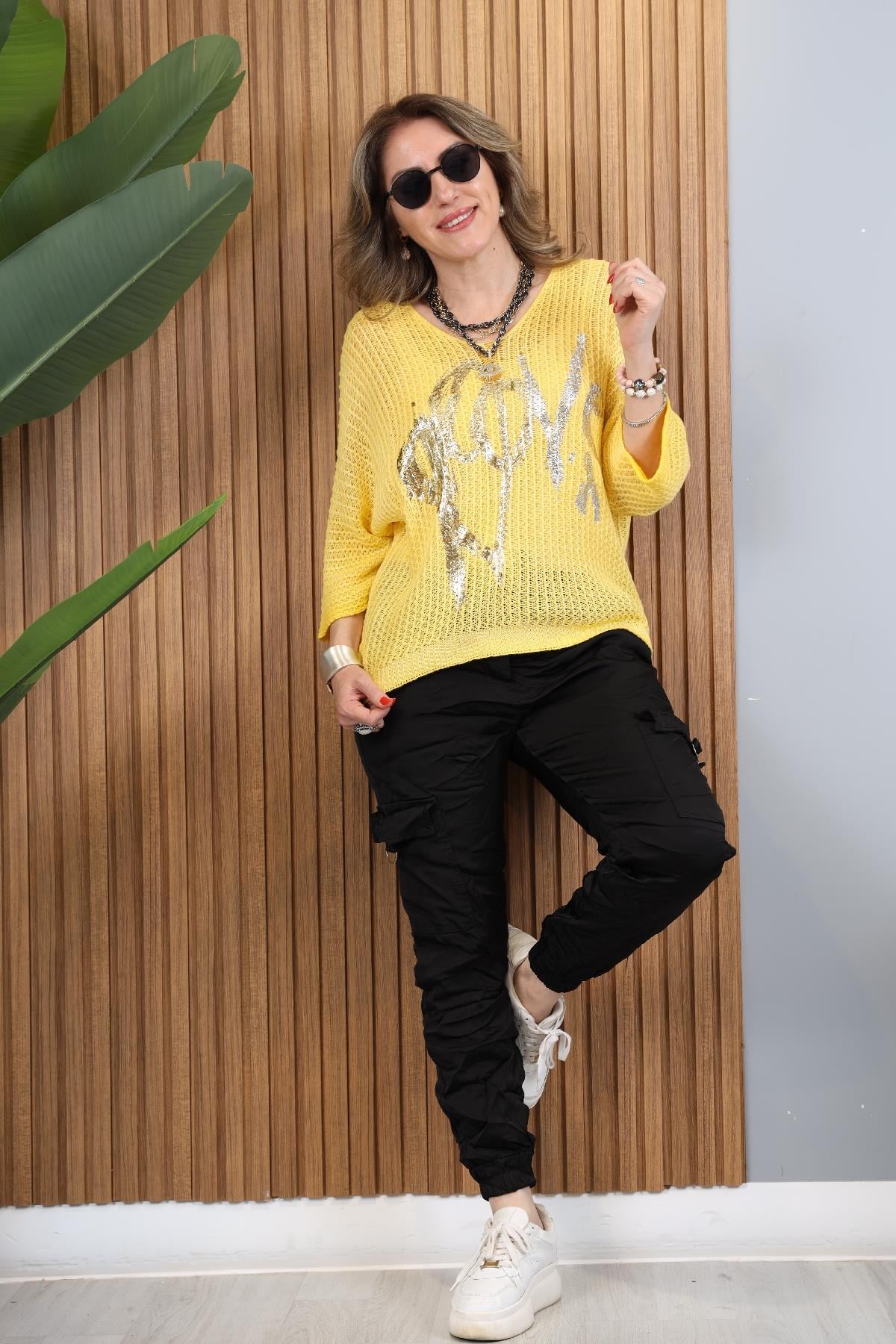 Love Yazı Detay İthal Triko Sarı Bluz