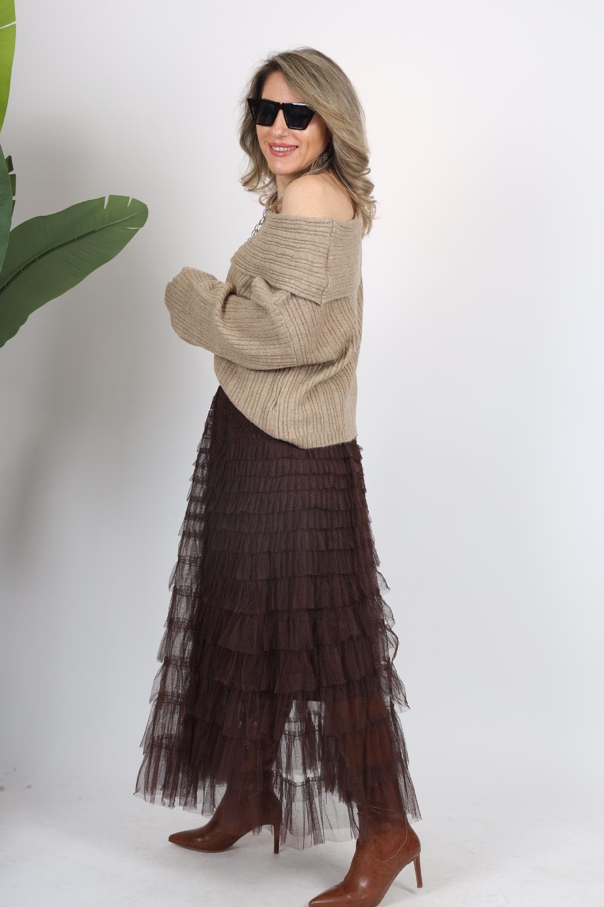 Madonna Yaka Camel Kazak