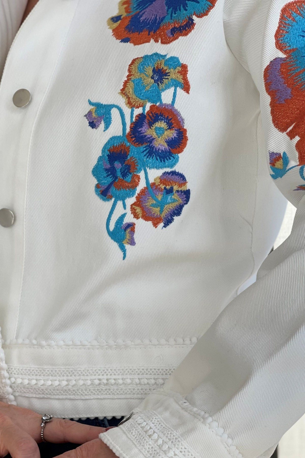 Menekşe Nakış Denim Ceket