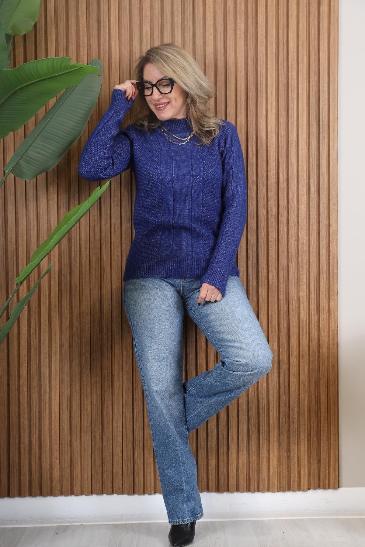 Örgü Model Mavi Kazak