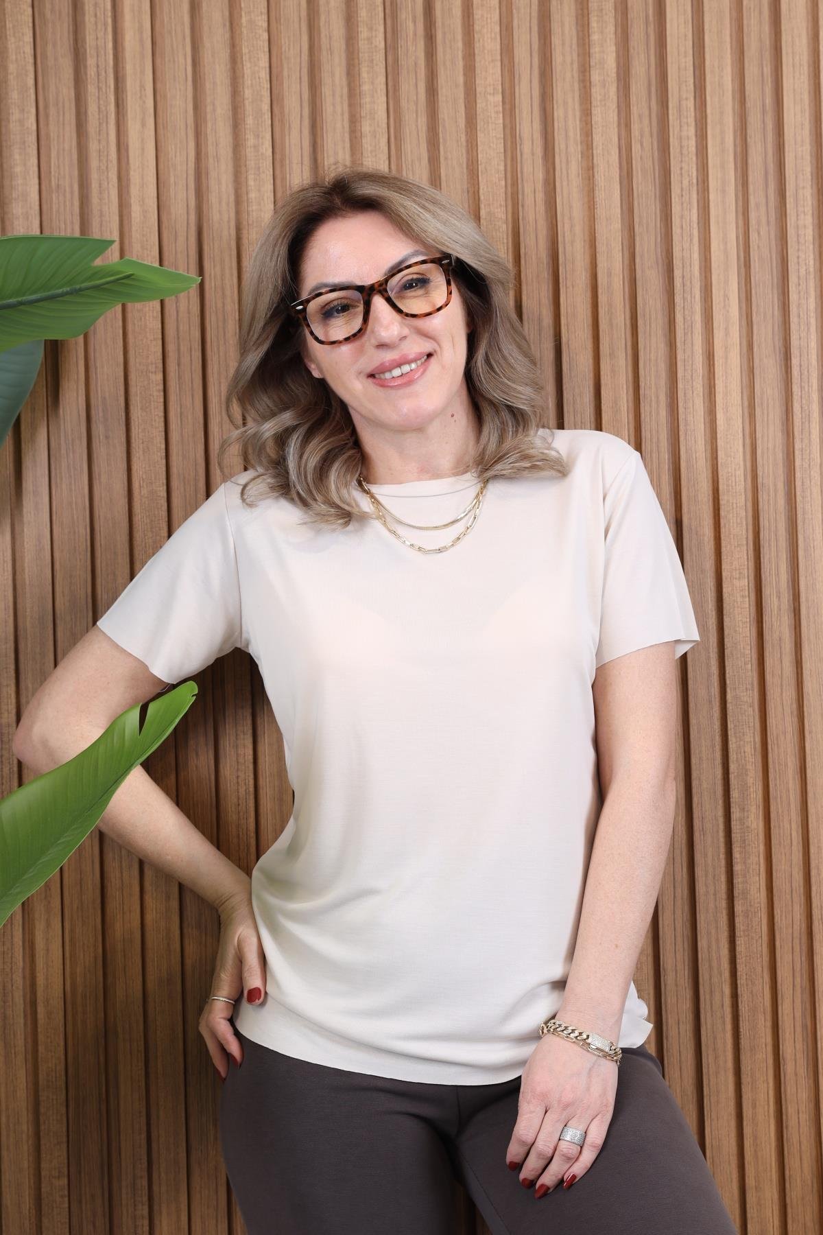 Orj Marka Basic Bej T-shirt