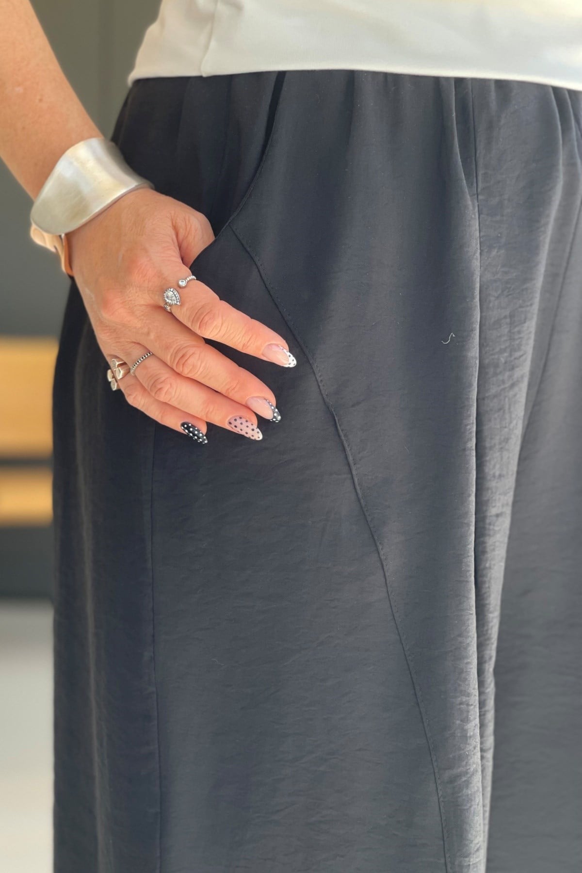 Paça Detay Şalvar Model Siyah Pantolon