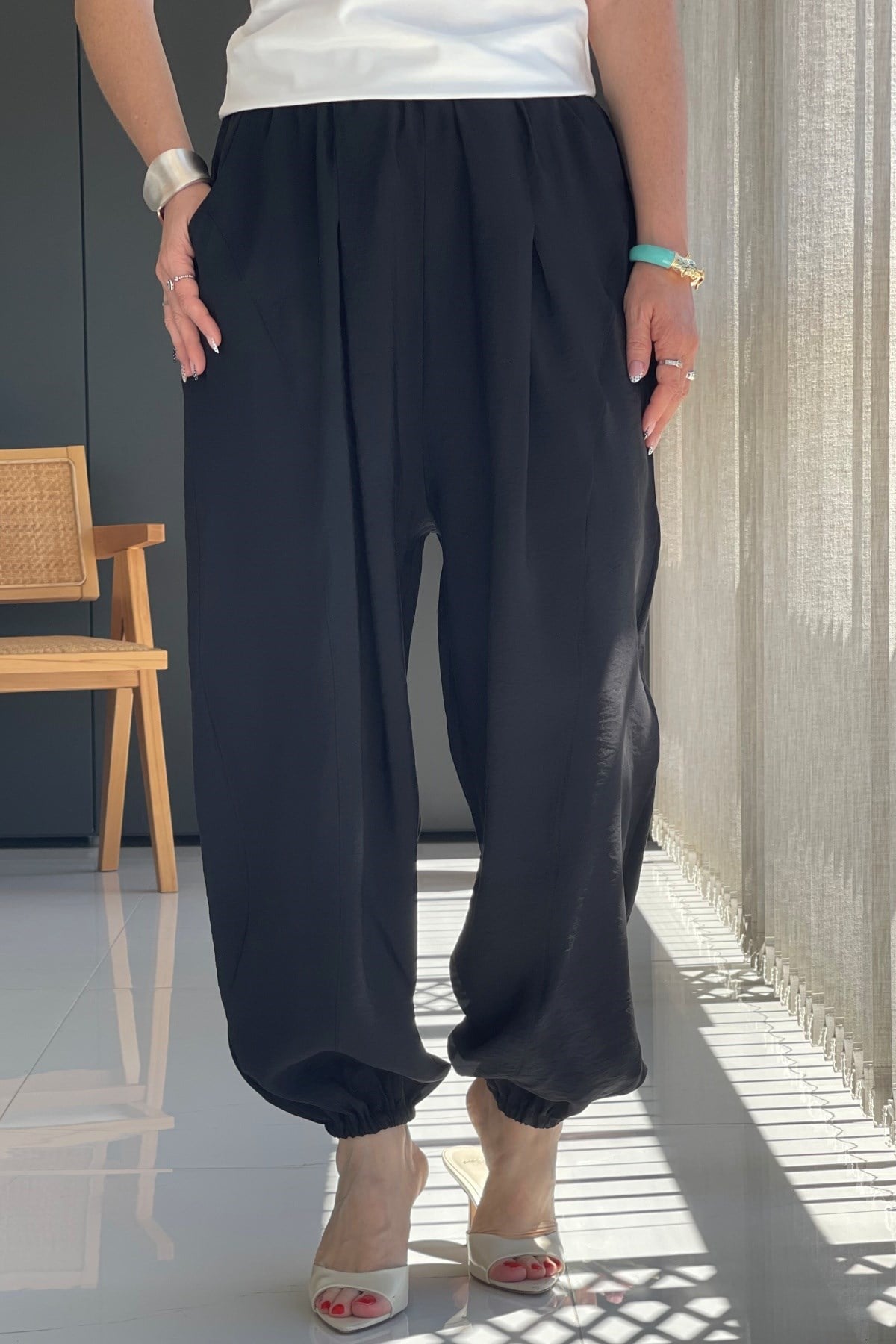 Paça Detay Şalvar Model Siyah Pantolon