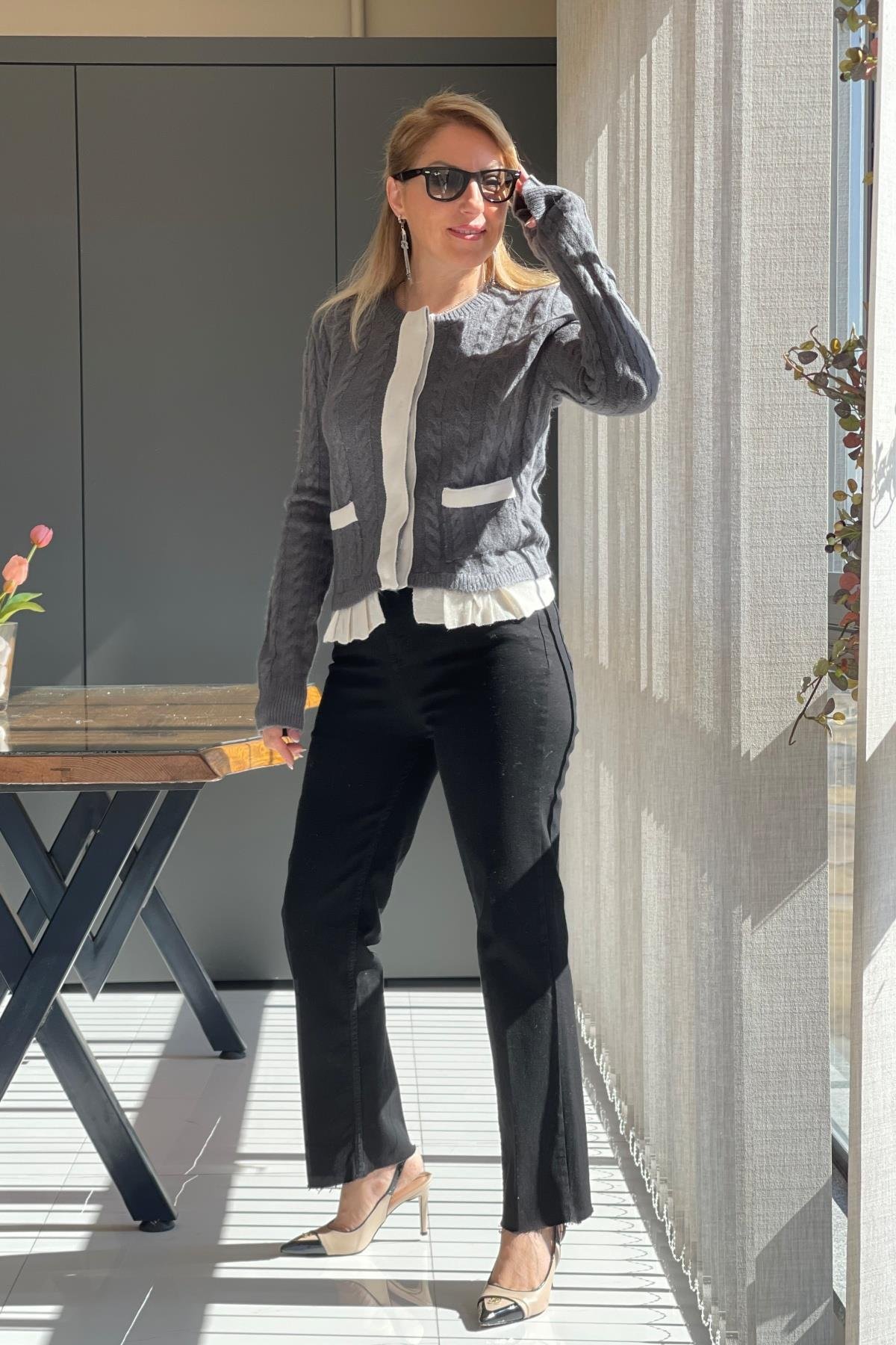 Pile Detay Füme Hırka