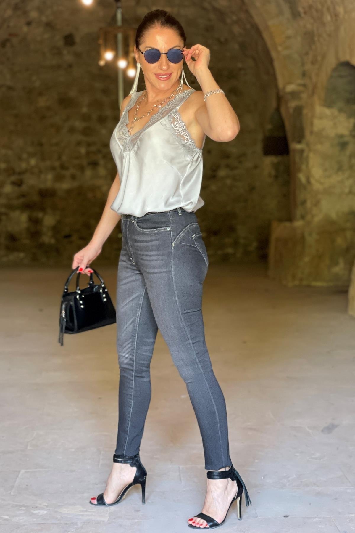 Push Up'lı Füme Jean