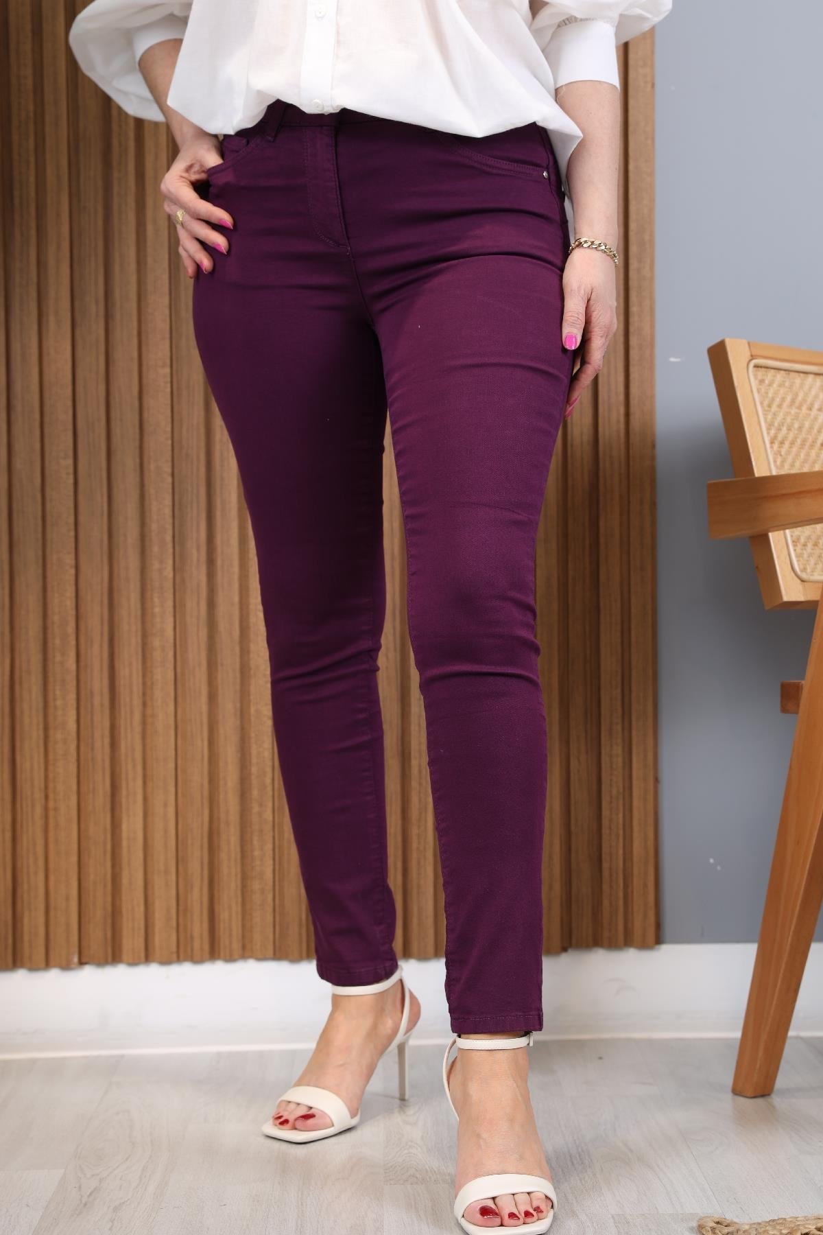 Push Up'lı Mor Gabardin Pantolon