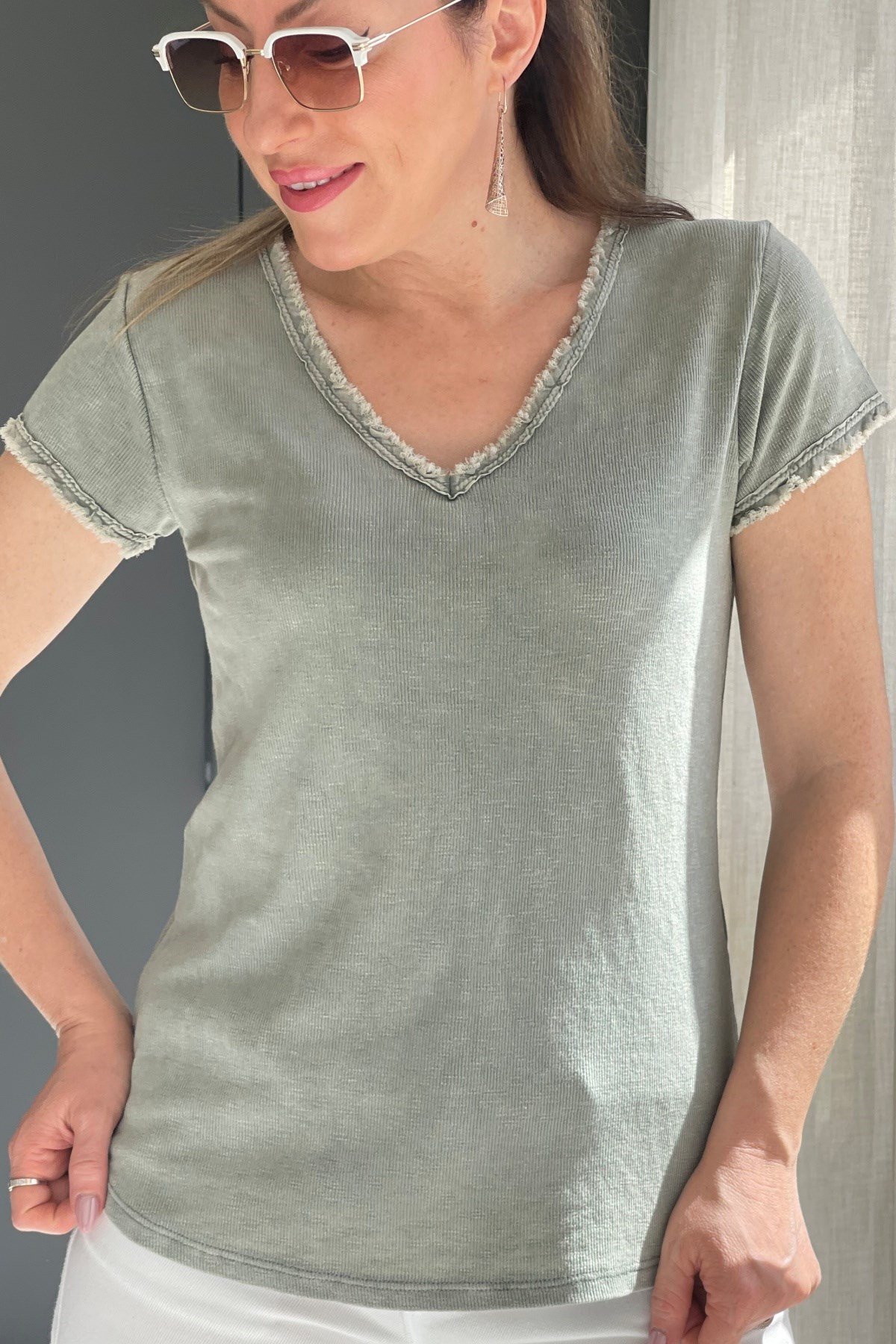 Saçak Detay İthal Haki T-Shirt