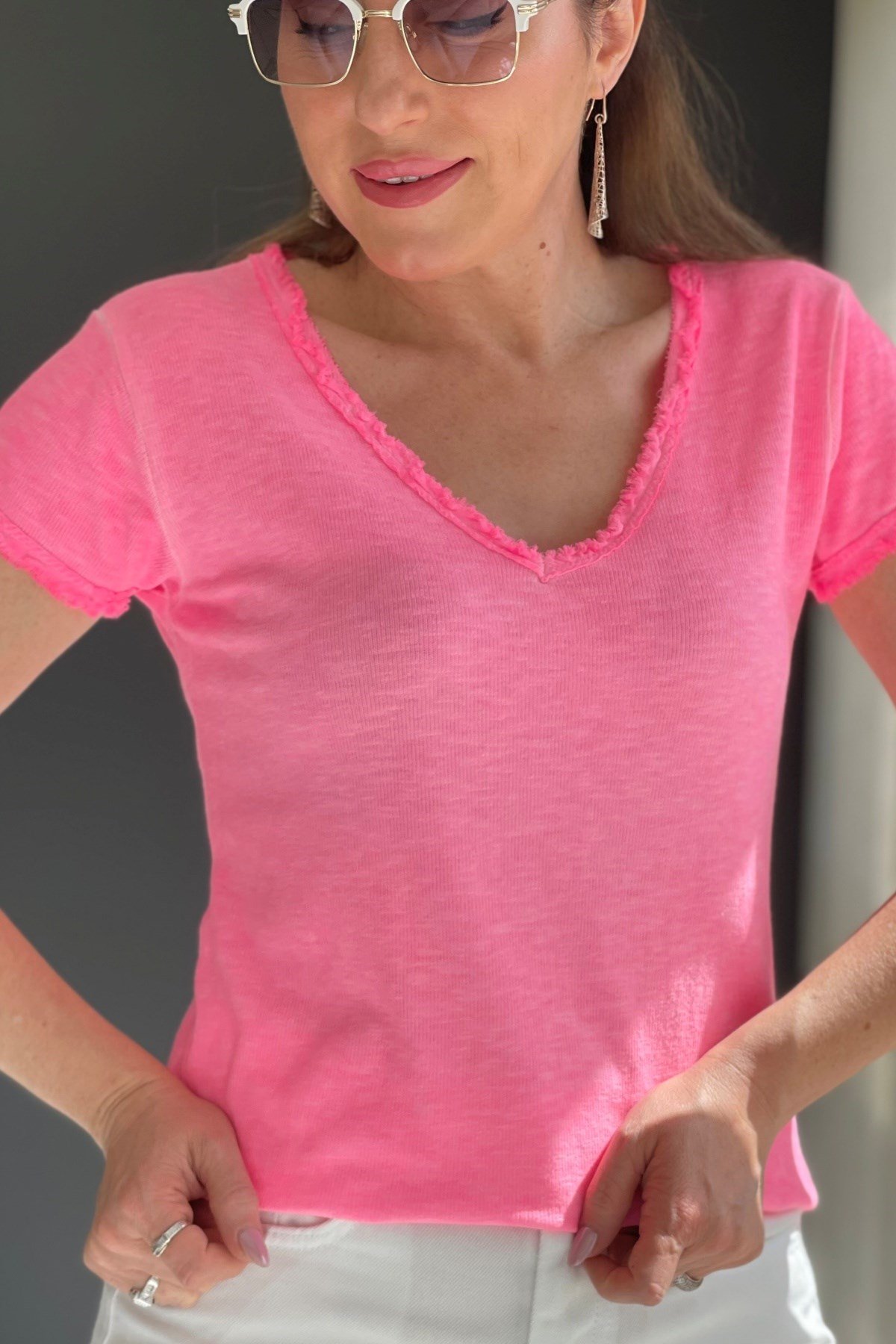 Saçak Detay İthal Neon Pembe T-Shirt