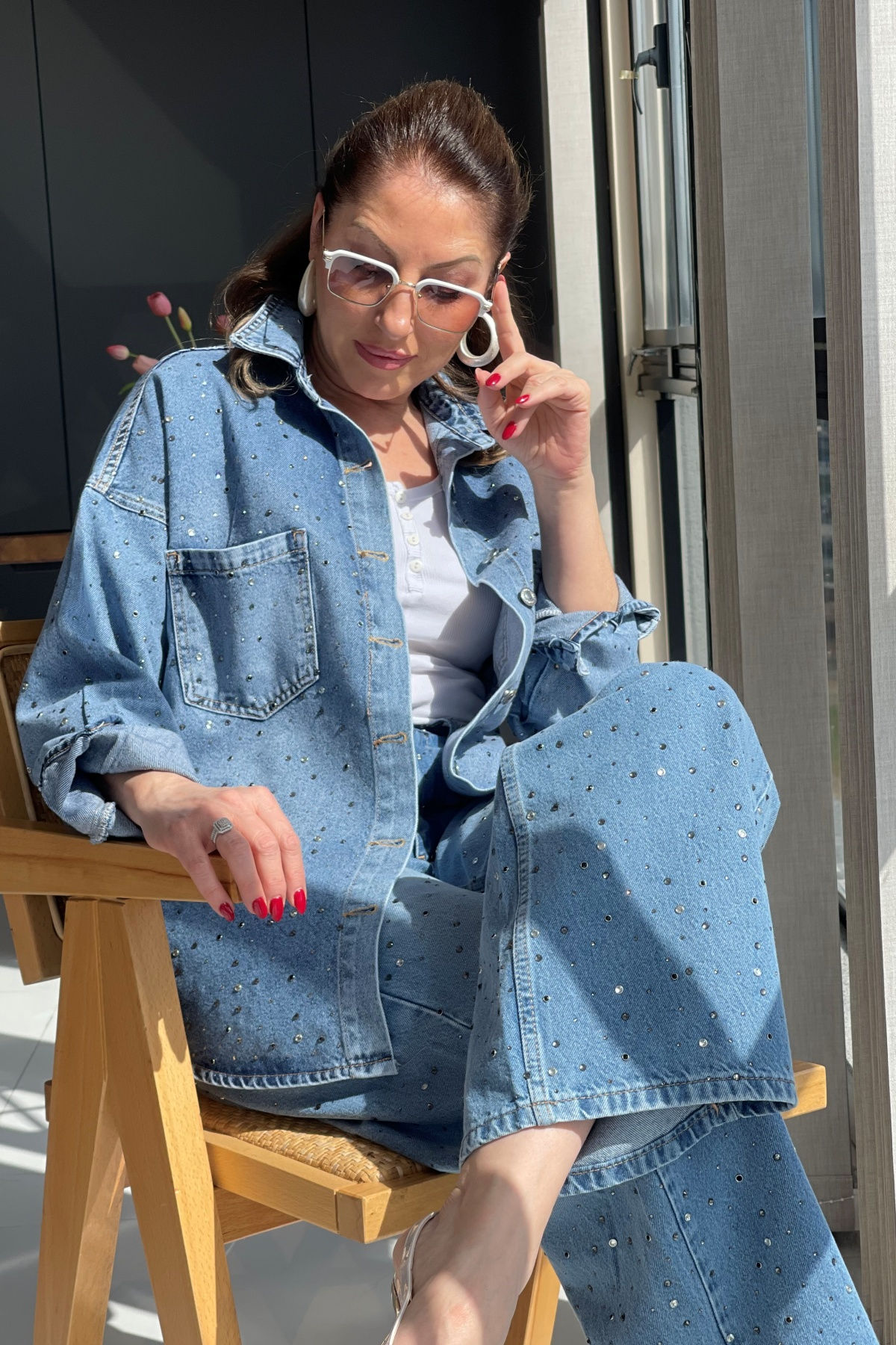 Taş Detay Denim Mavi Gömlek