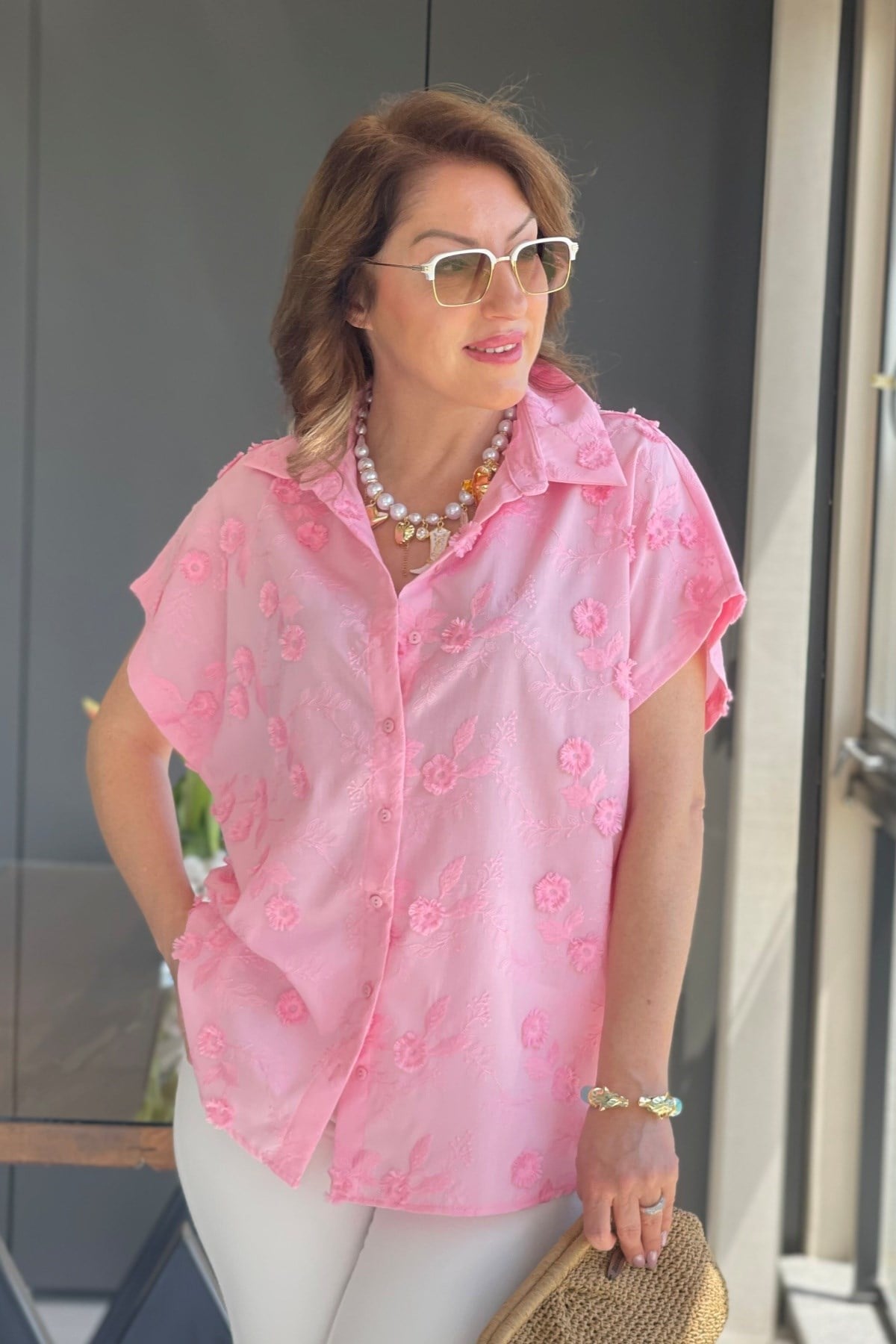 Üç Boyutlu Kısa Kol Pembe Gömlek