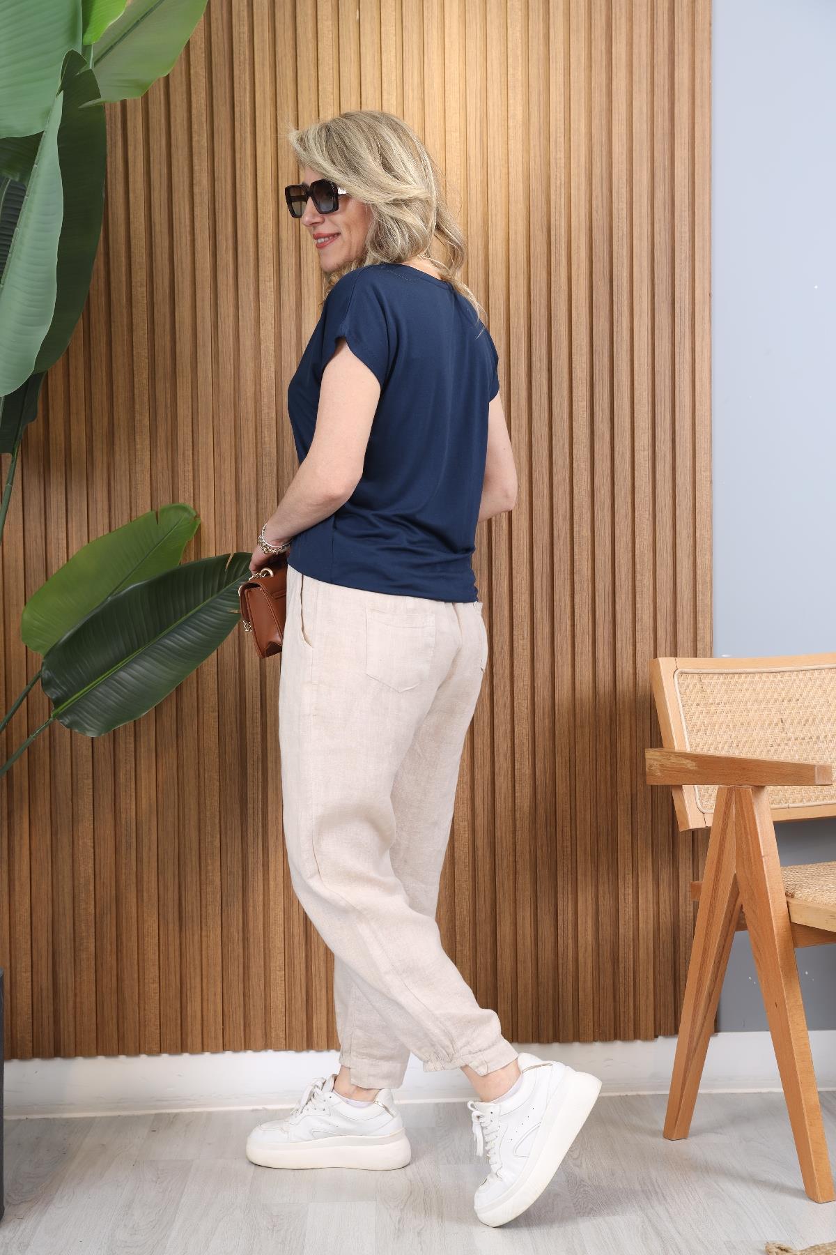 V Yaka Basic Lacivert T-shirt