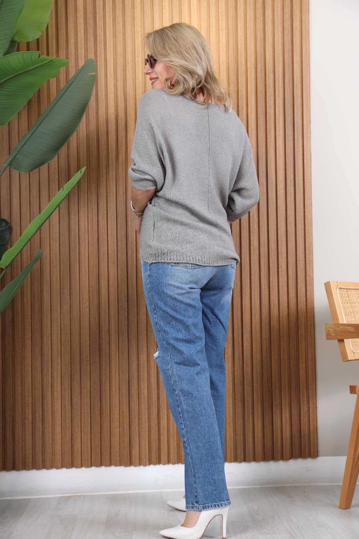 V Yaka Oversize Gri Triko