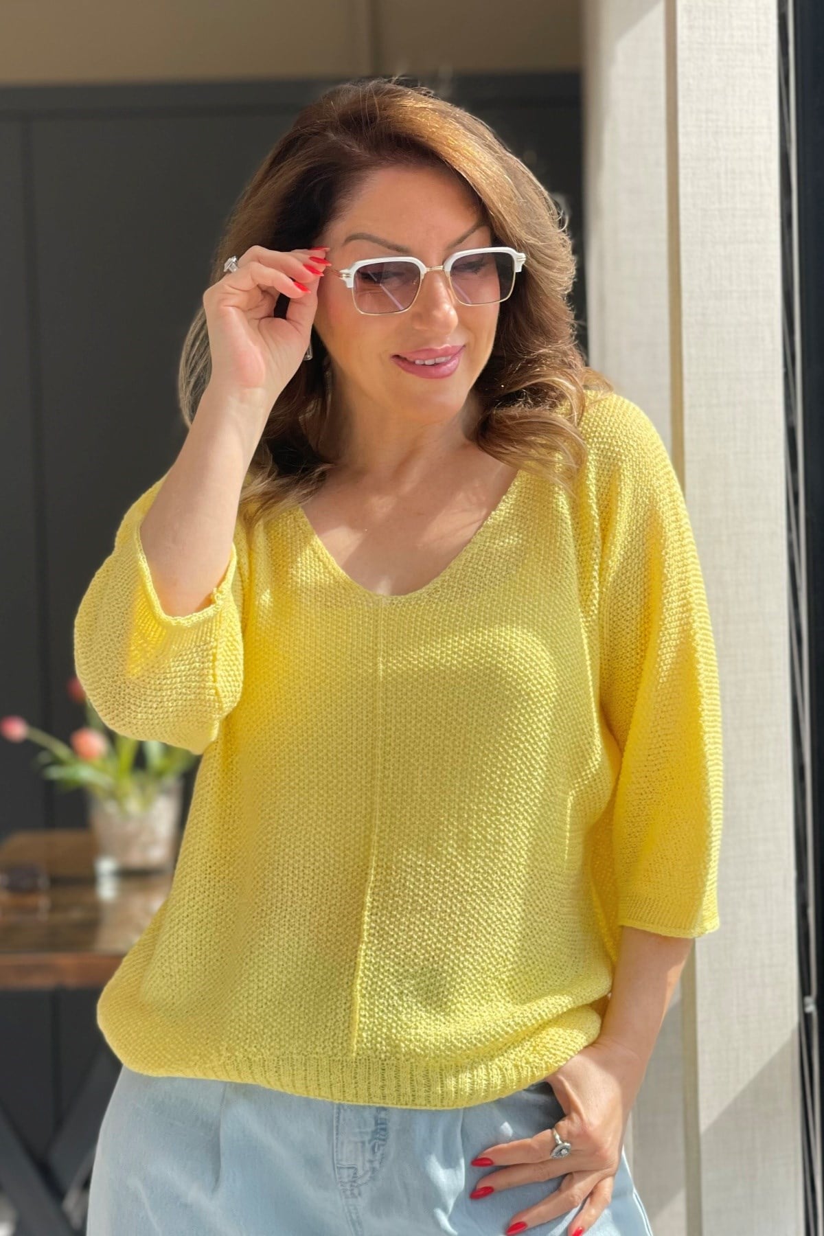 V Yaka Sarı Triko Bluz