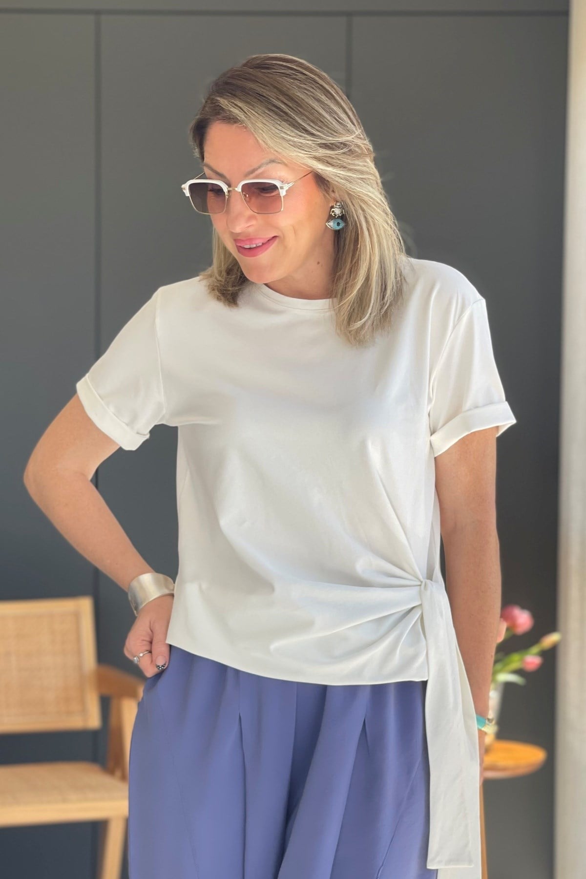 Yan Bağlama Detay Ekru T-Shirt