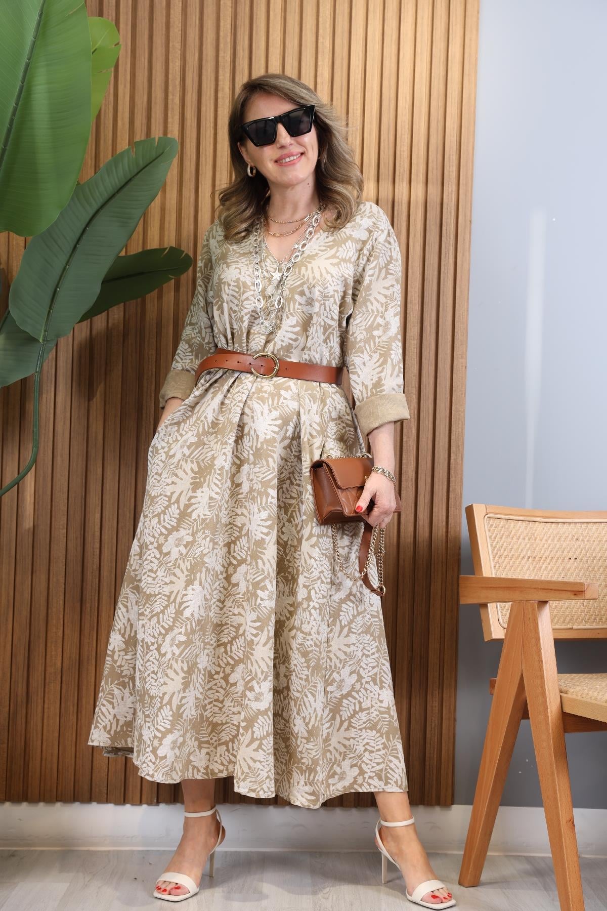 Yaprak Desen İthal Keten Camel Elbise