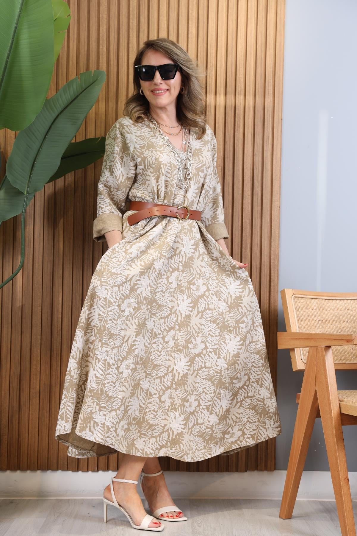 Yaprak Desen İthal Keten Camel Elbise