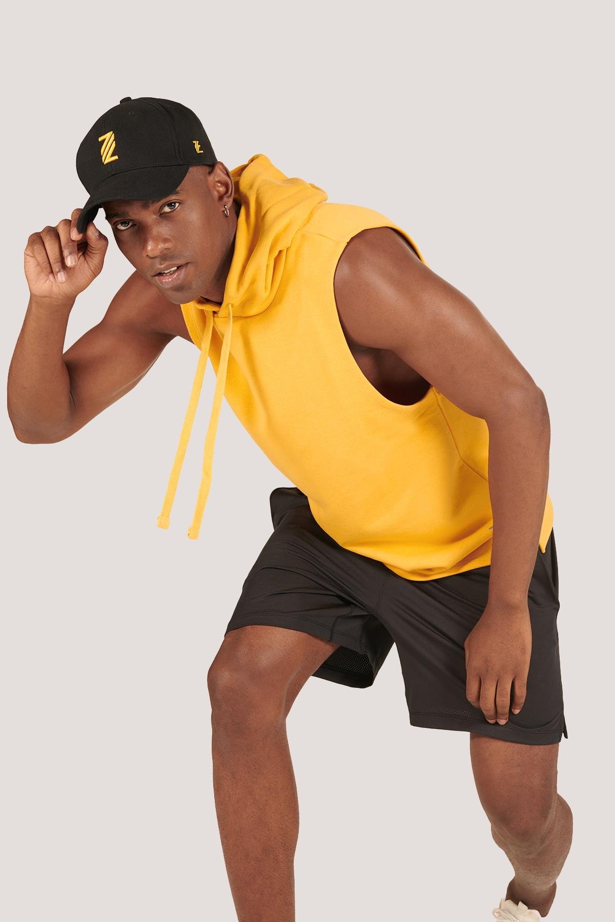 P-005672-Erkek Kapüşonlu Kolsuz Rahat Kesim Sıfır Kol Pamuklu Casual Spor T-shirt - Tişört-HARDAL