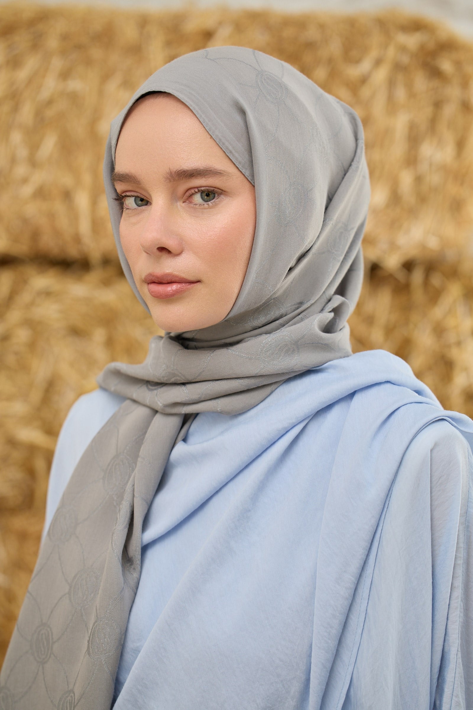 Na'i Pure Dama Desen Şal GriNAIPUREDAMADSNSAL1000Şalland