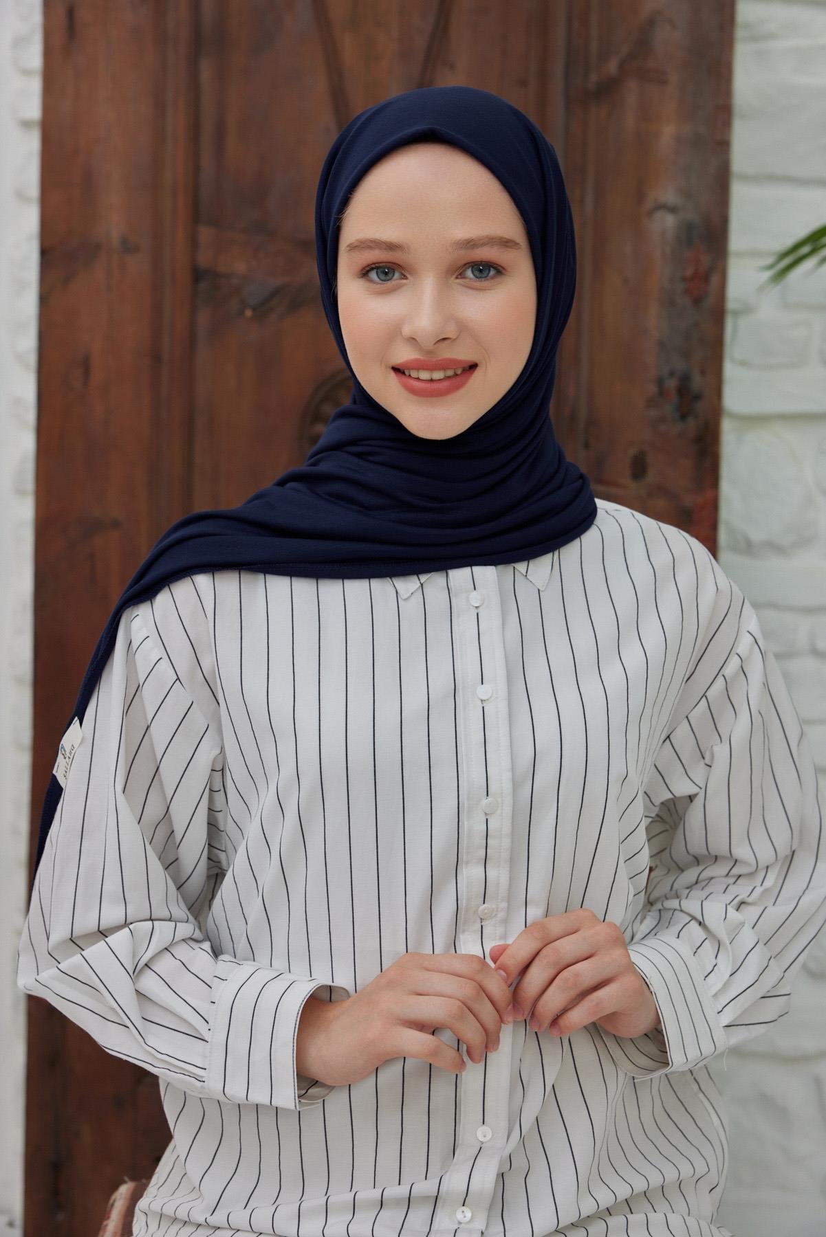 Şalland Penye Şal LacivertSALLANDPENYESALŞalland