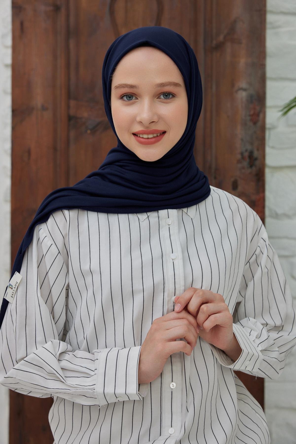 Şalland Penye Şal LacivertSALLANDPENYESALŞalland