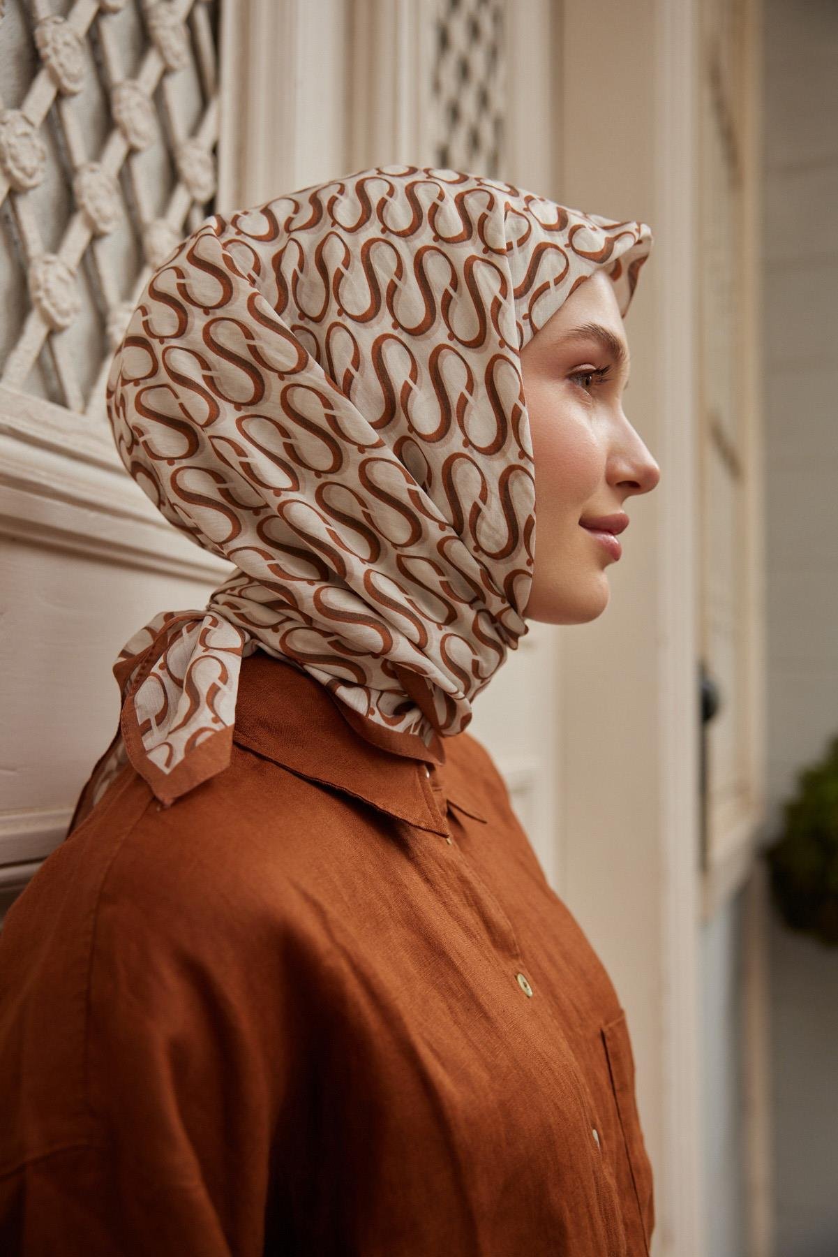 Şalland S Desen Baroq Eşarp KaramelSALLANDBAROQEŞARP2000Şalland