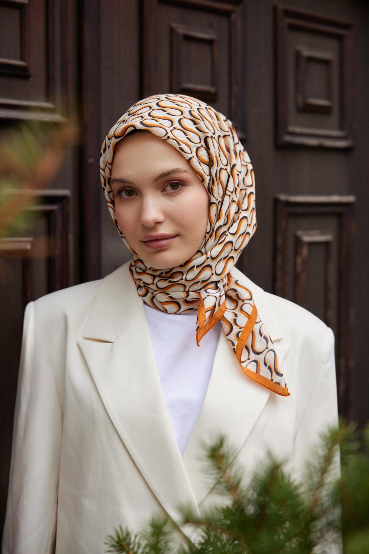 Şalland S Desen Baroq Eşarp TuruncuSALLANDBAROQEŞARP2000Şalland