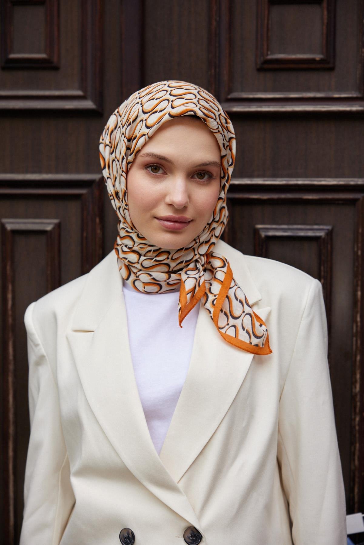 Şalland S Desen Baroq Eşarp TuruncuSALLANDBAROQEŞARP2000Şalland