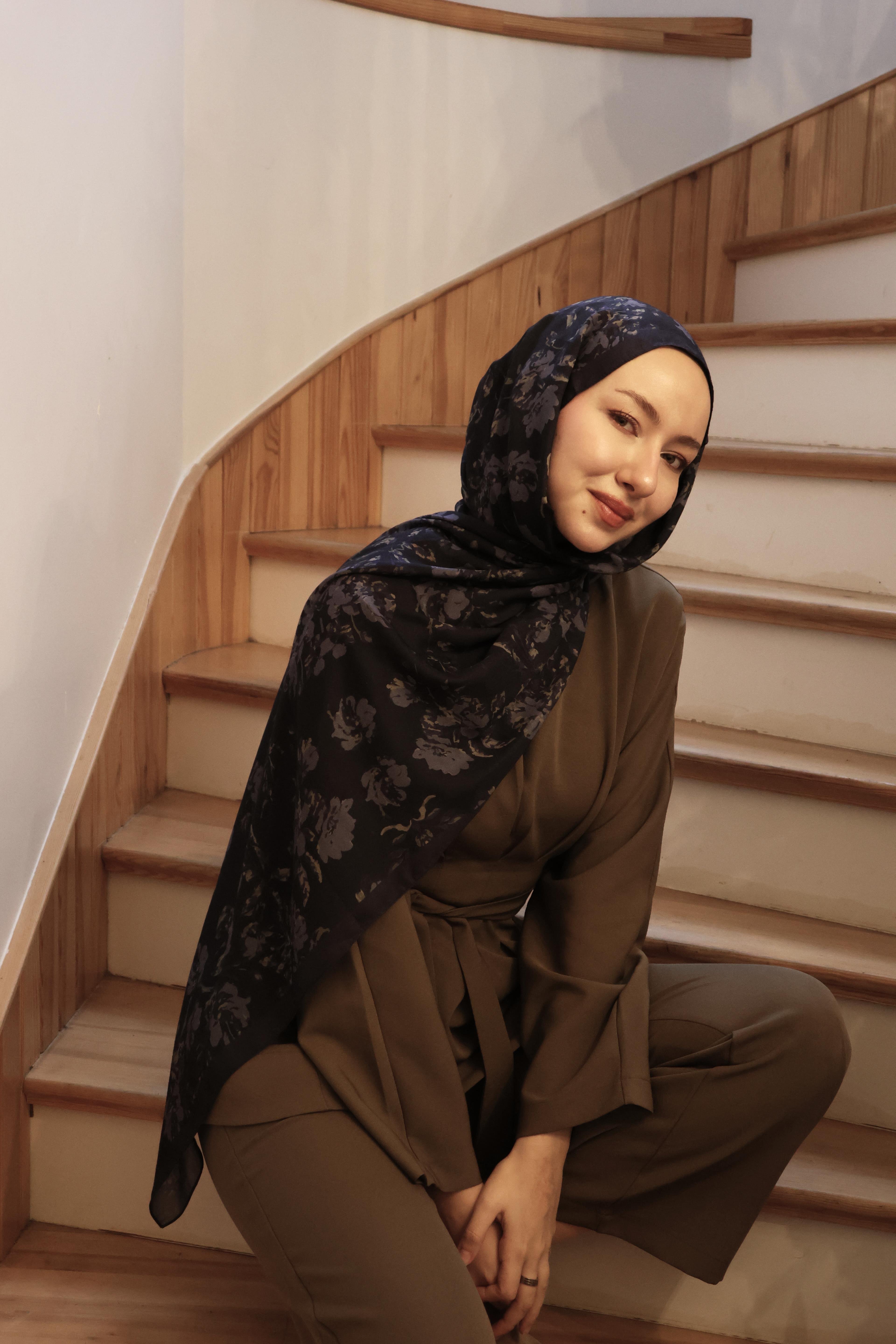 Şalland Vera Desenli Pamuk Viskon Şal Koyu LacivertVERADSNPAMSAL1000Şalland