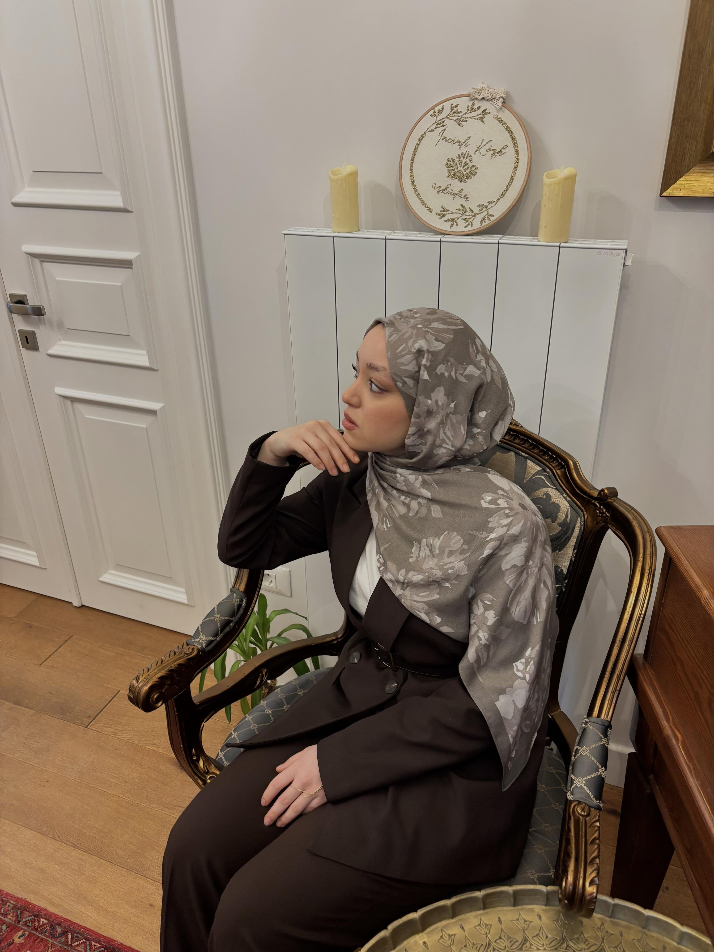 Şalland Vera Desenli Pamuk Viskon Şal BejVERADSNPAMSAL1000Şalland