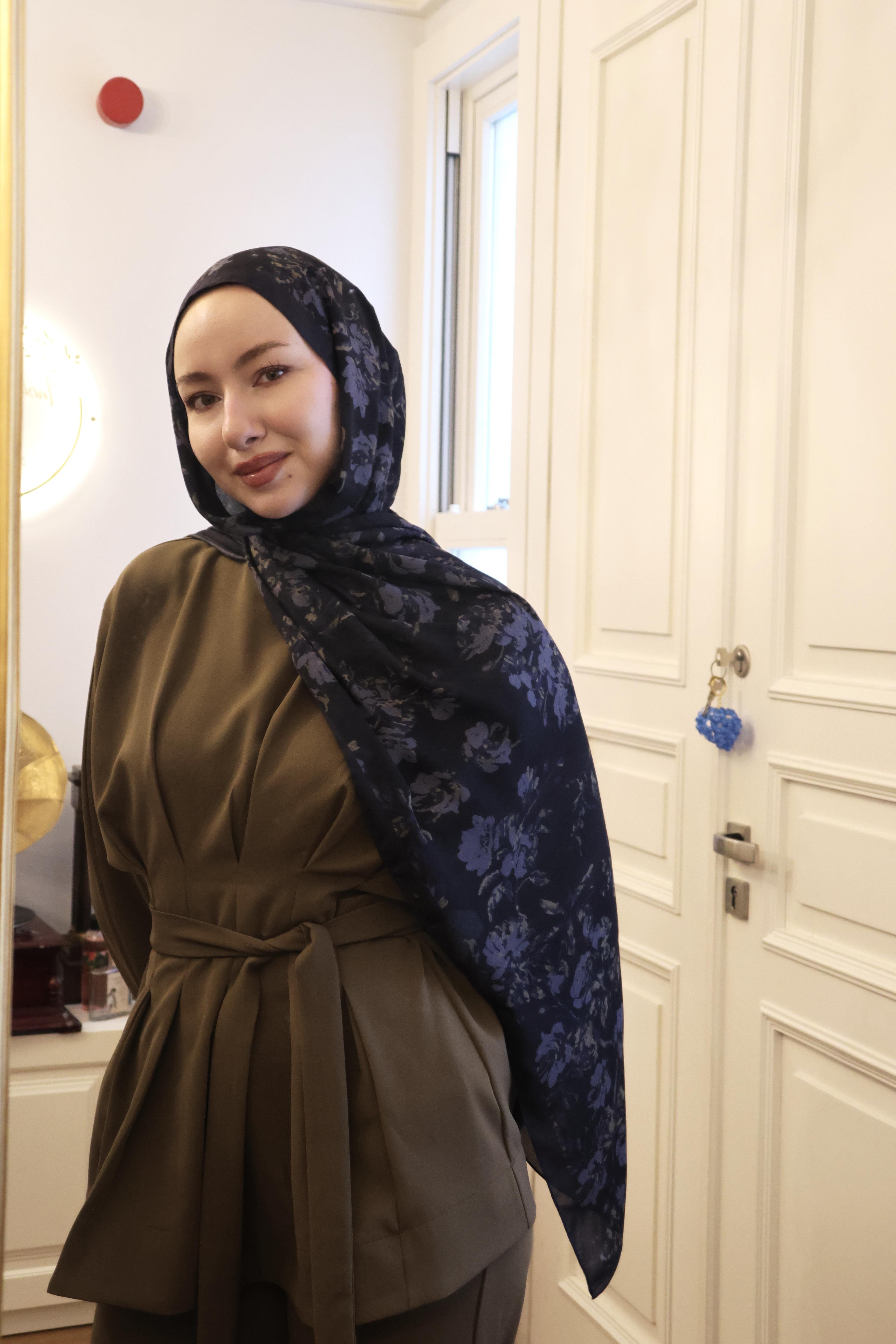 Şalland Vera Desenli Pamuk Viskon Şal Koyu LacivertVERADSNPAMSAL1000Şalland