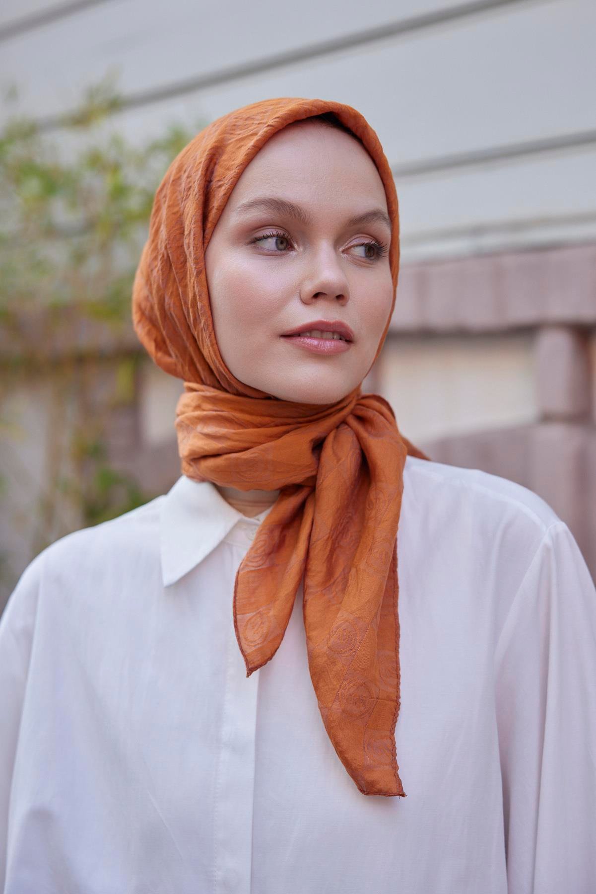 Şalland Viskon Jakar Eşarp ŞeftaliŞLLNDVISKONJAKARESARPŞalland