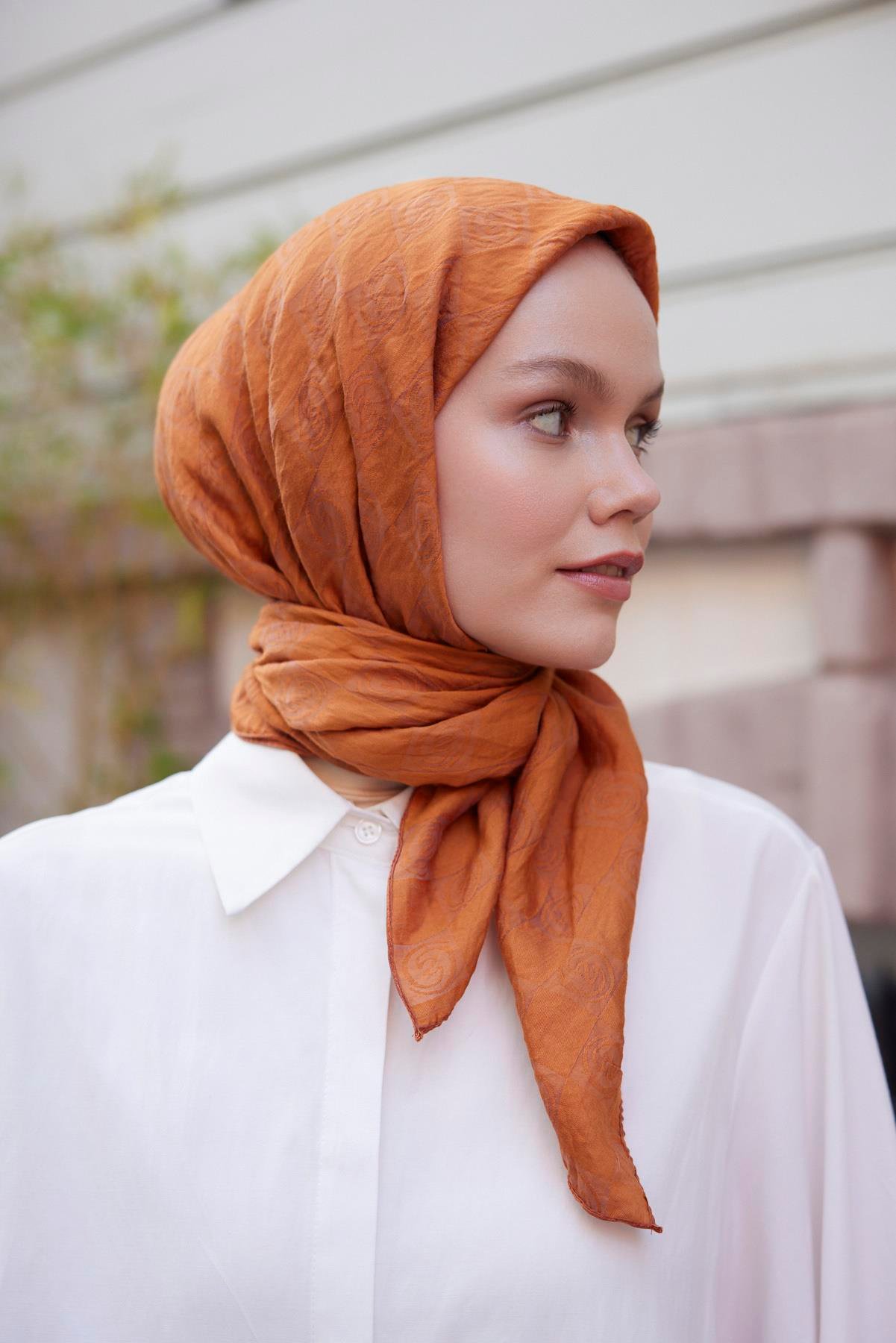 Şalland Viskon Jakar Eşarp ŞeftaliŞLLNDVISKONJAKARESARPŞalland