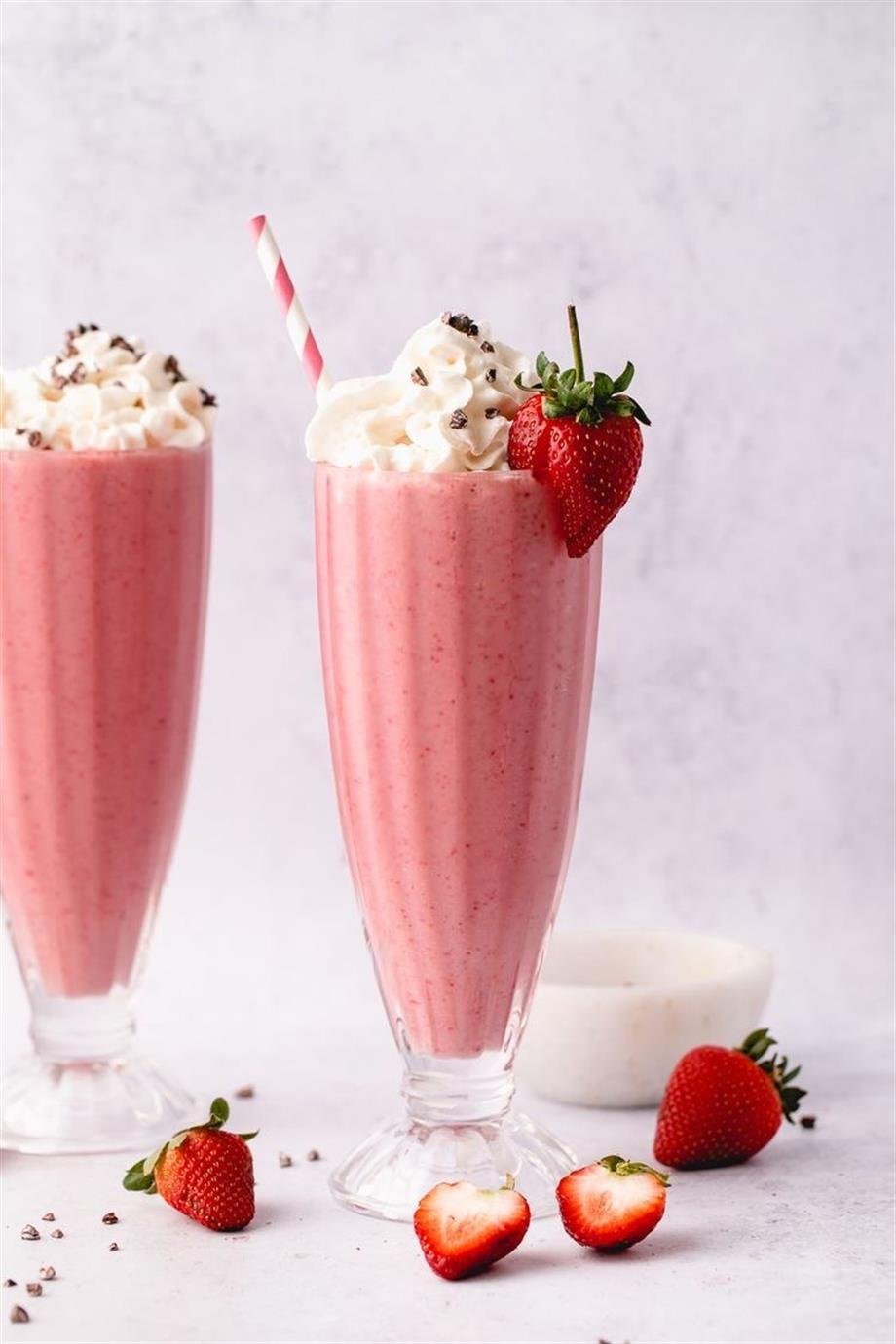 Fo Çilek Aromalı İçecek Tozu Milk Shake/Smothie Kavanoz 1 kg