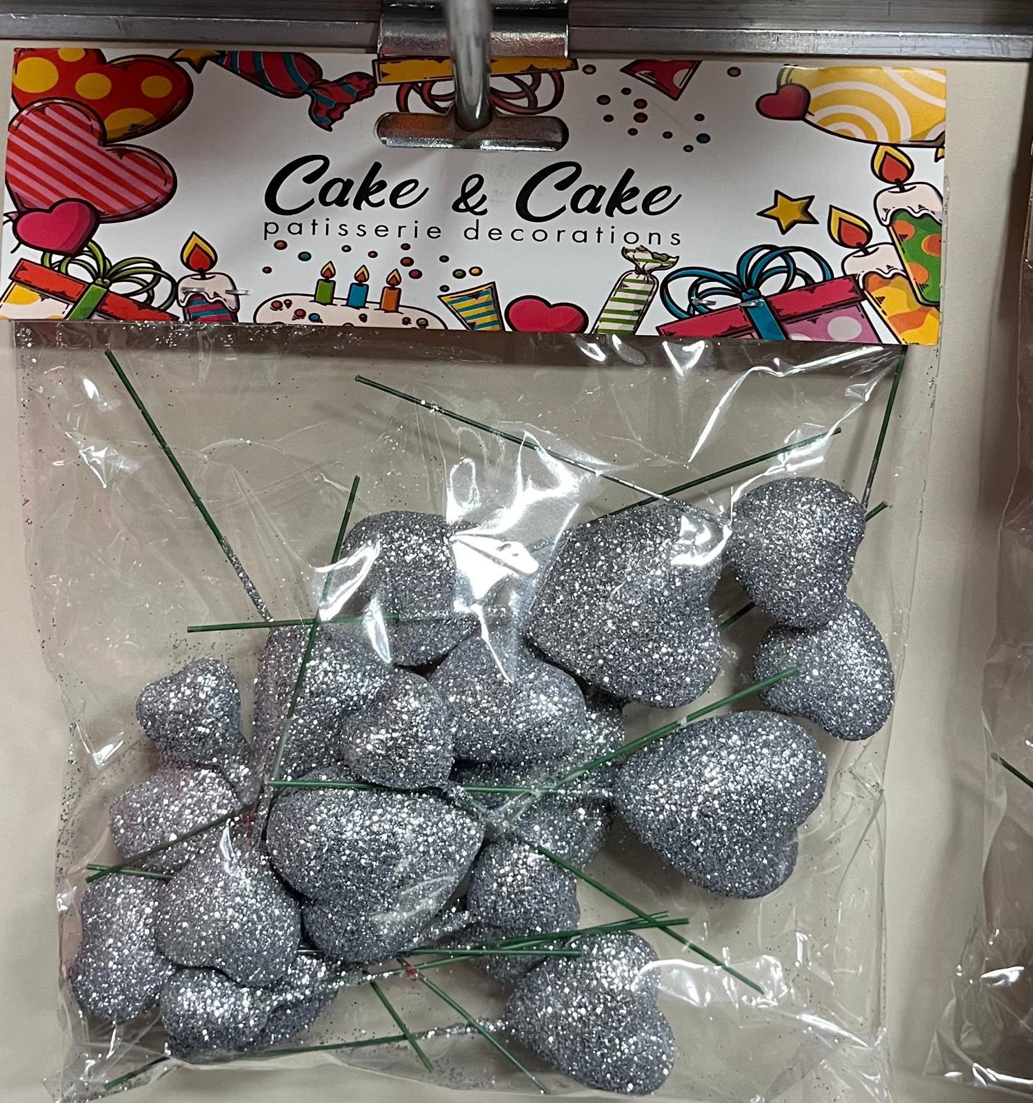 Kalpli Pasta Üstü Renkli Süs